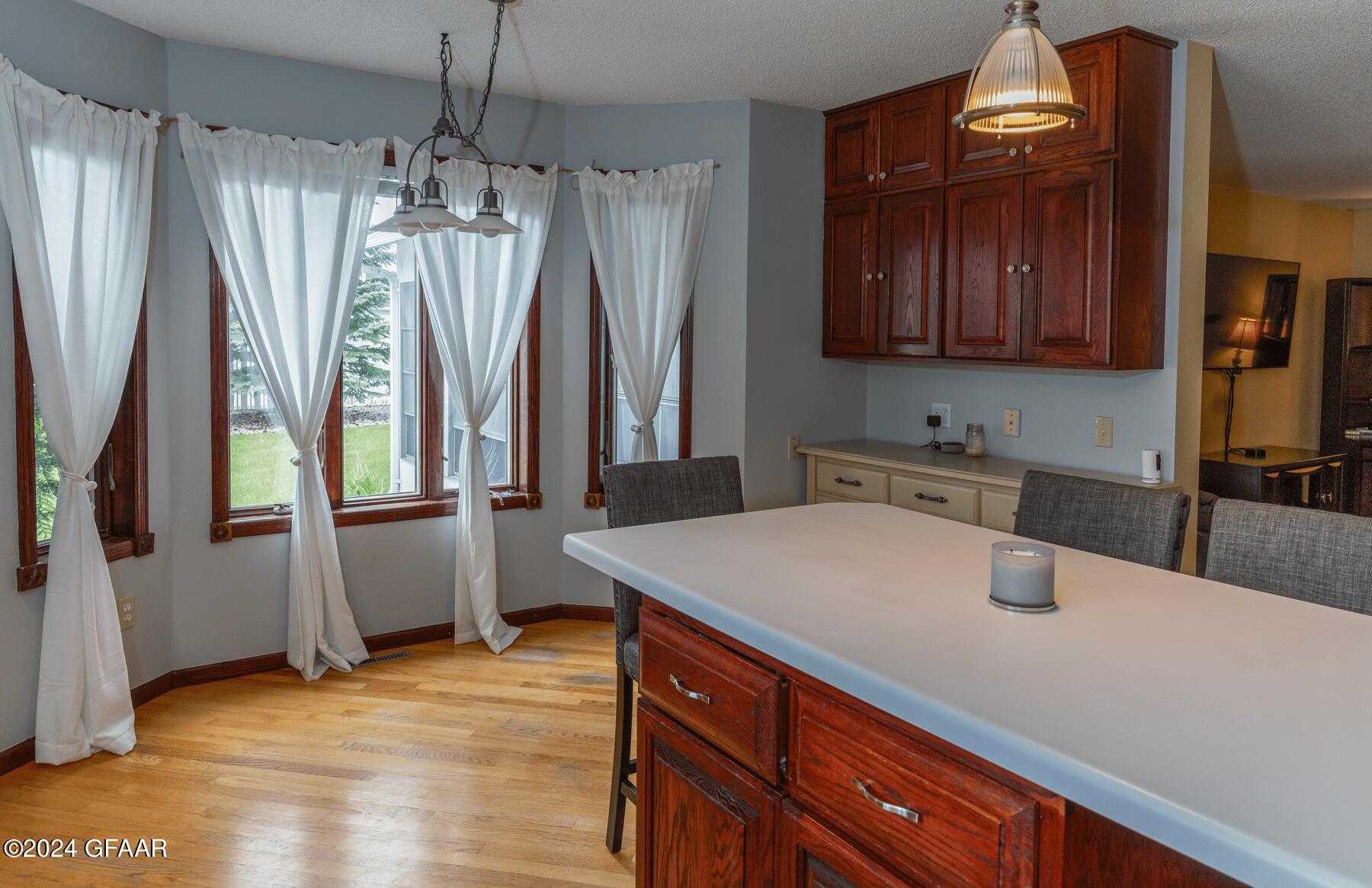 1274 RUSSET Circle