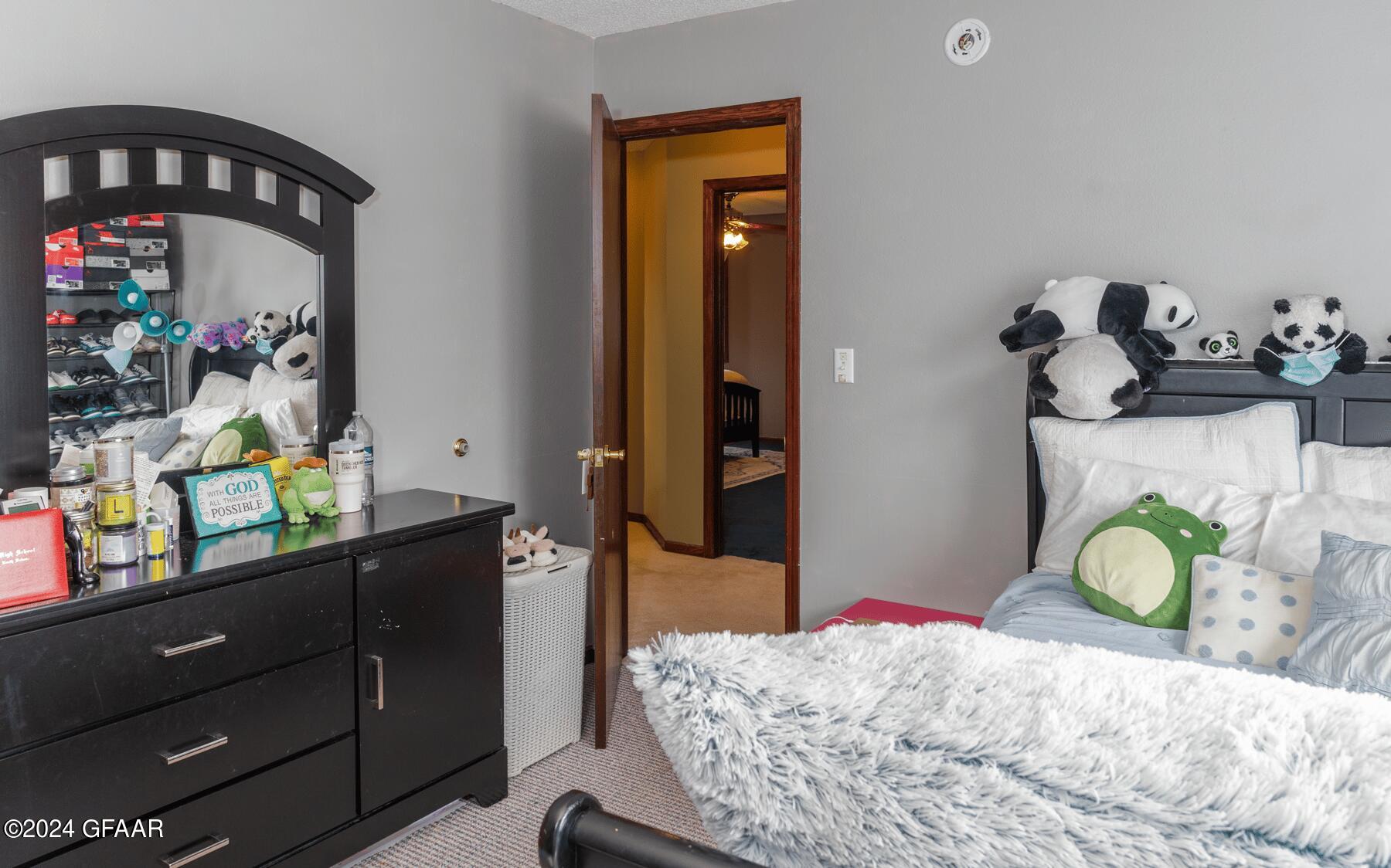 1274 RUSSET Circle
