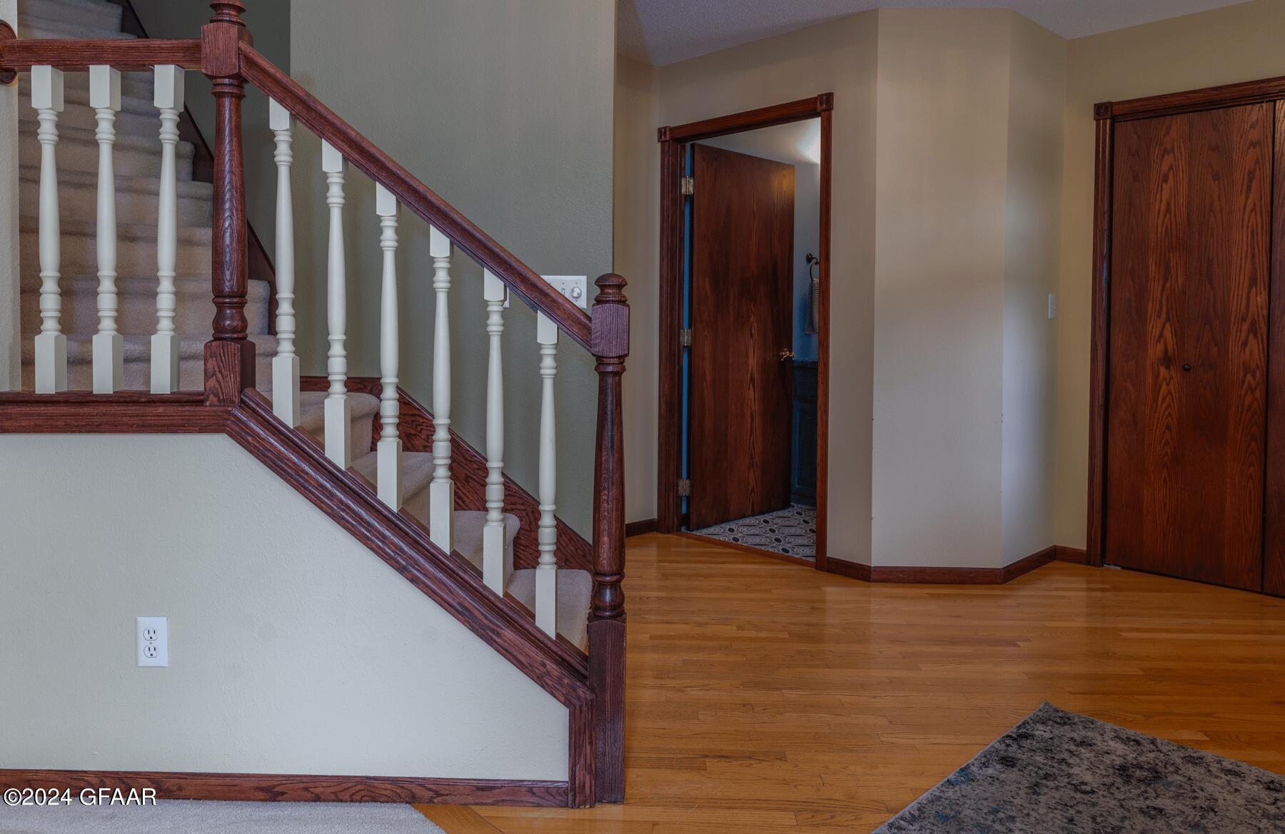 1274 RUSSET Circle