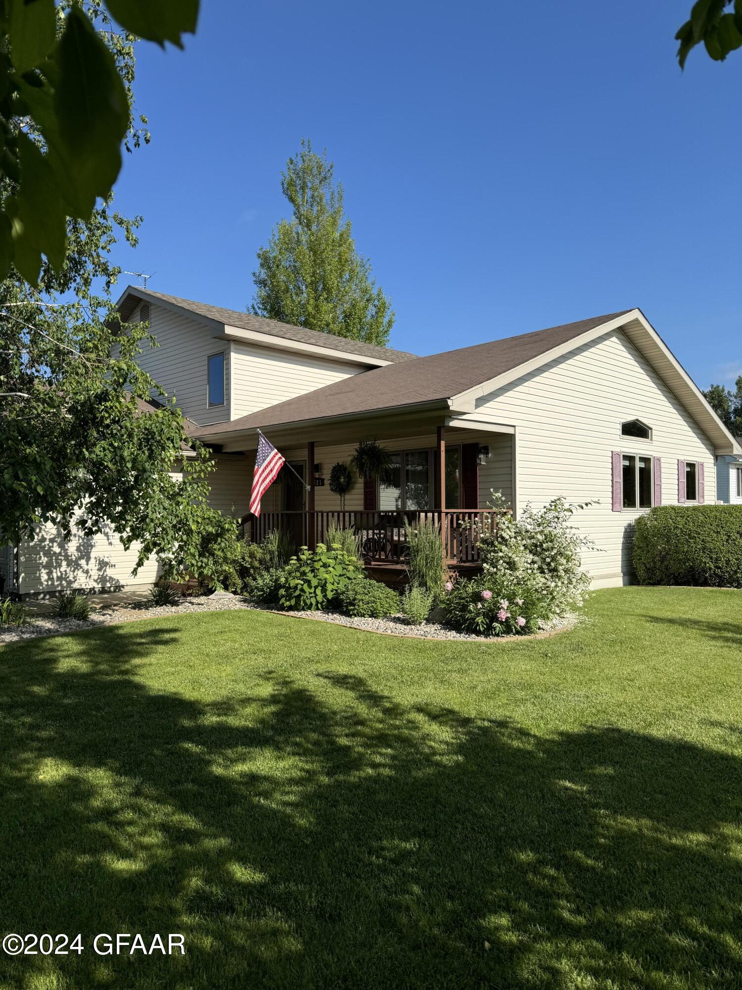 621 FIR Lane