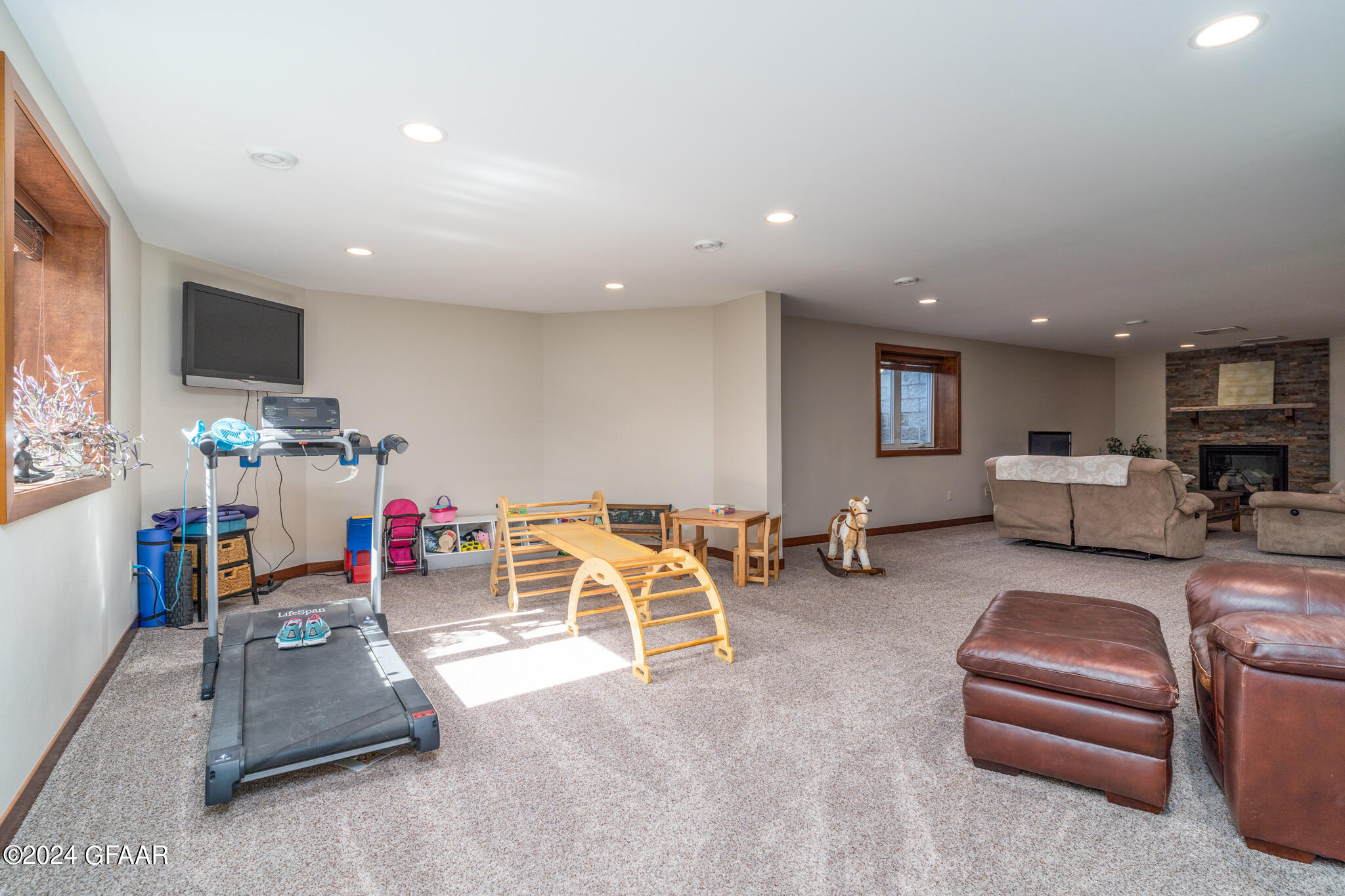 342 DESIREE Drive