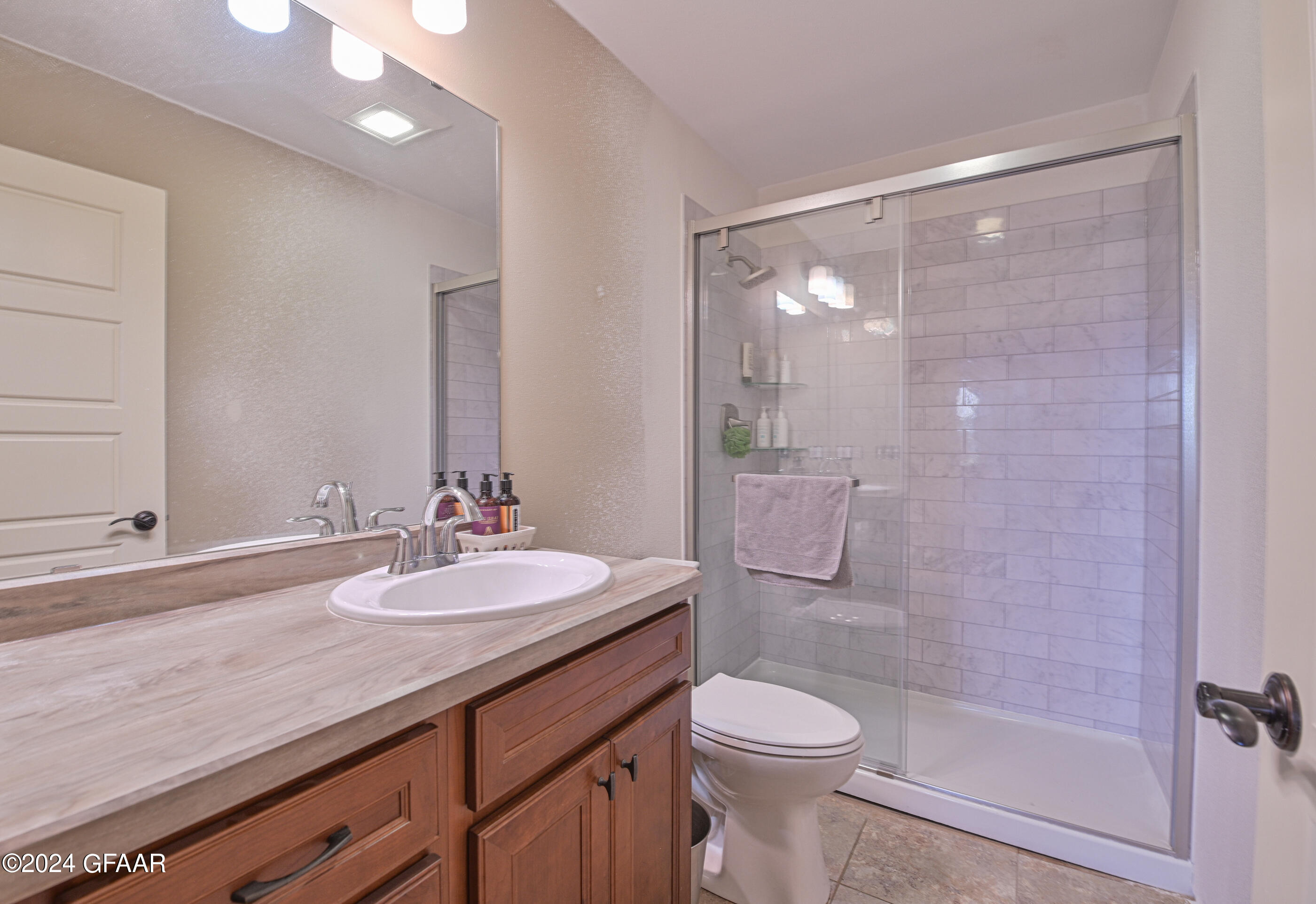 1500 ARDMORE Avenue S