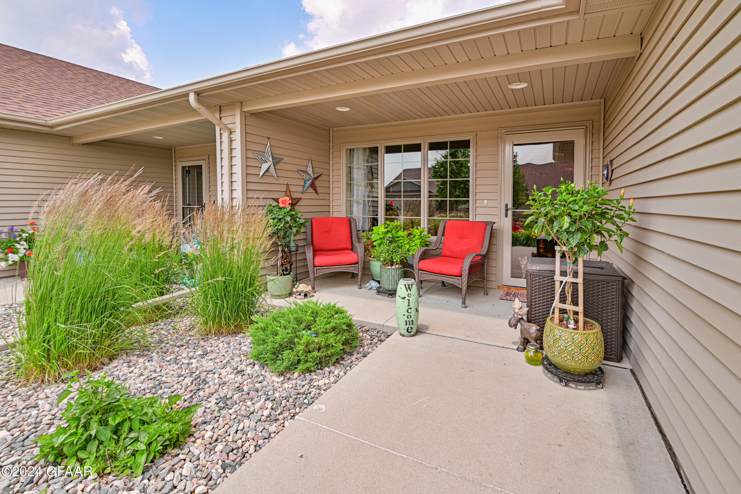 1500 ARDMORE Avenue S