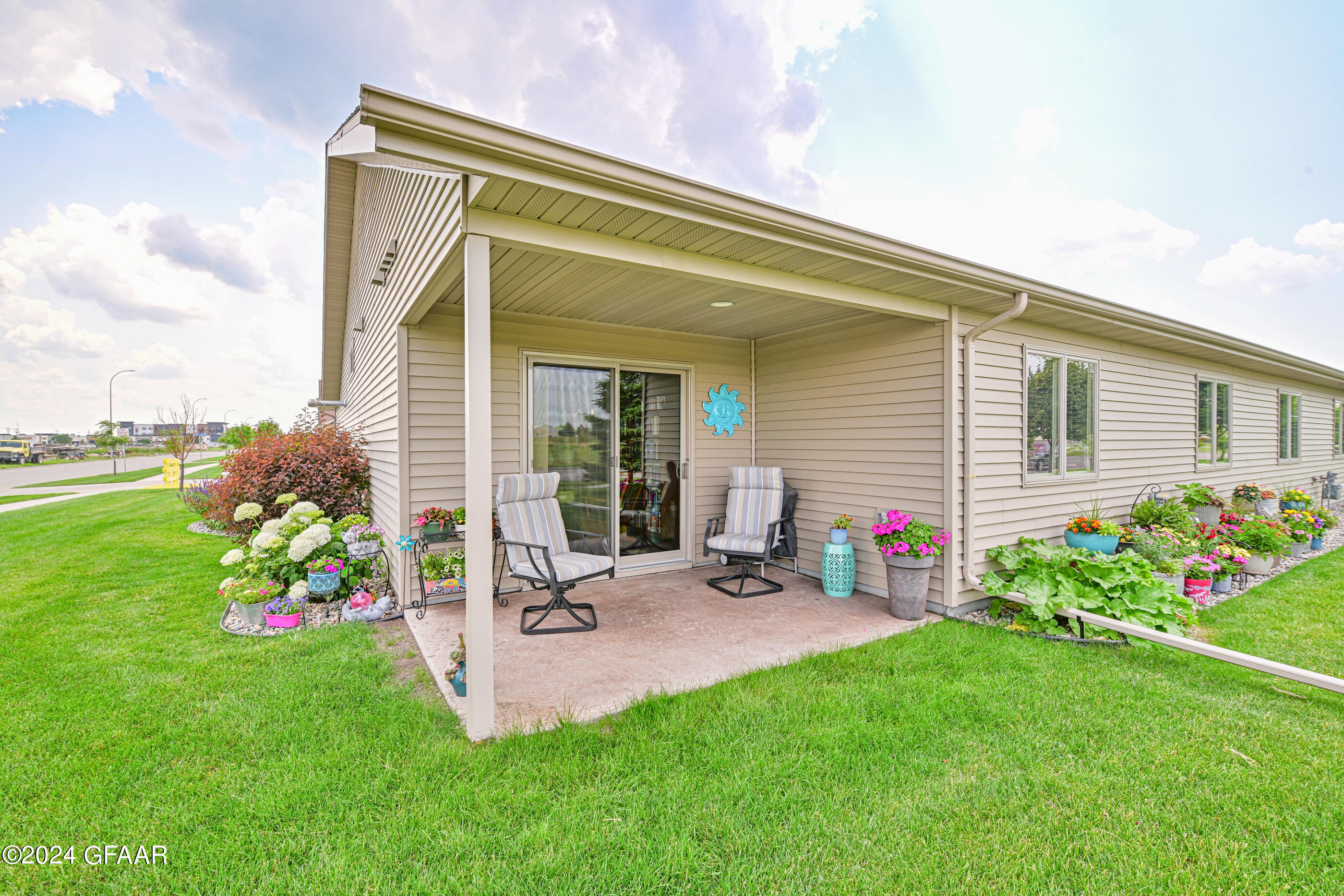 1500 ARDMORE Avenue S