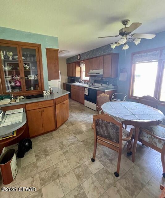 442 GREENWOOD Drive SE