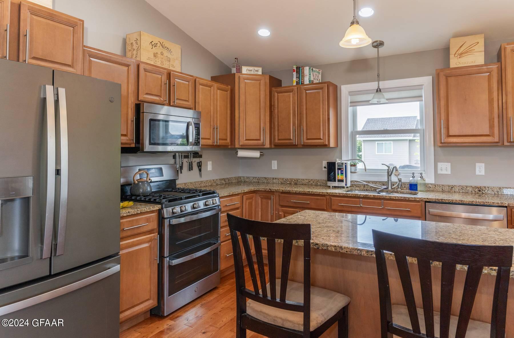 3806 17TH Street S