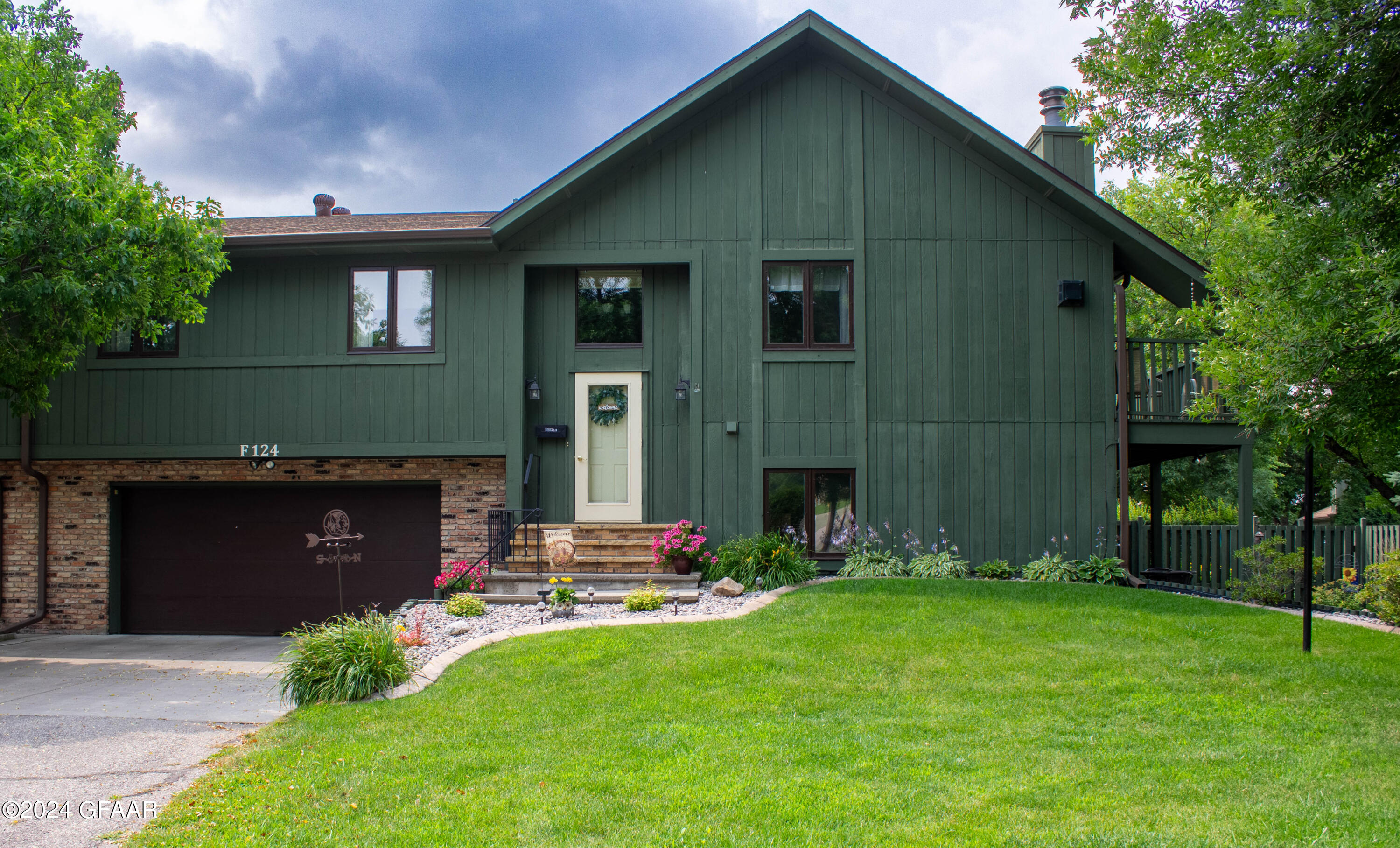 815 40TH Avenue S, F124