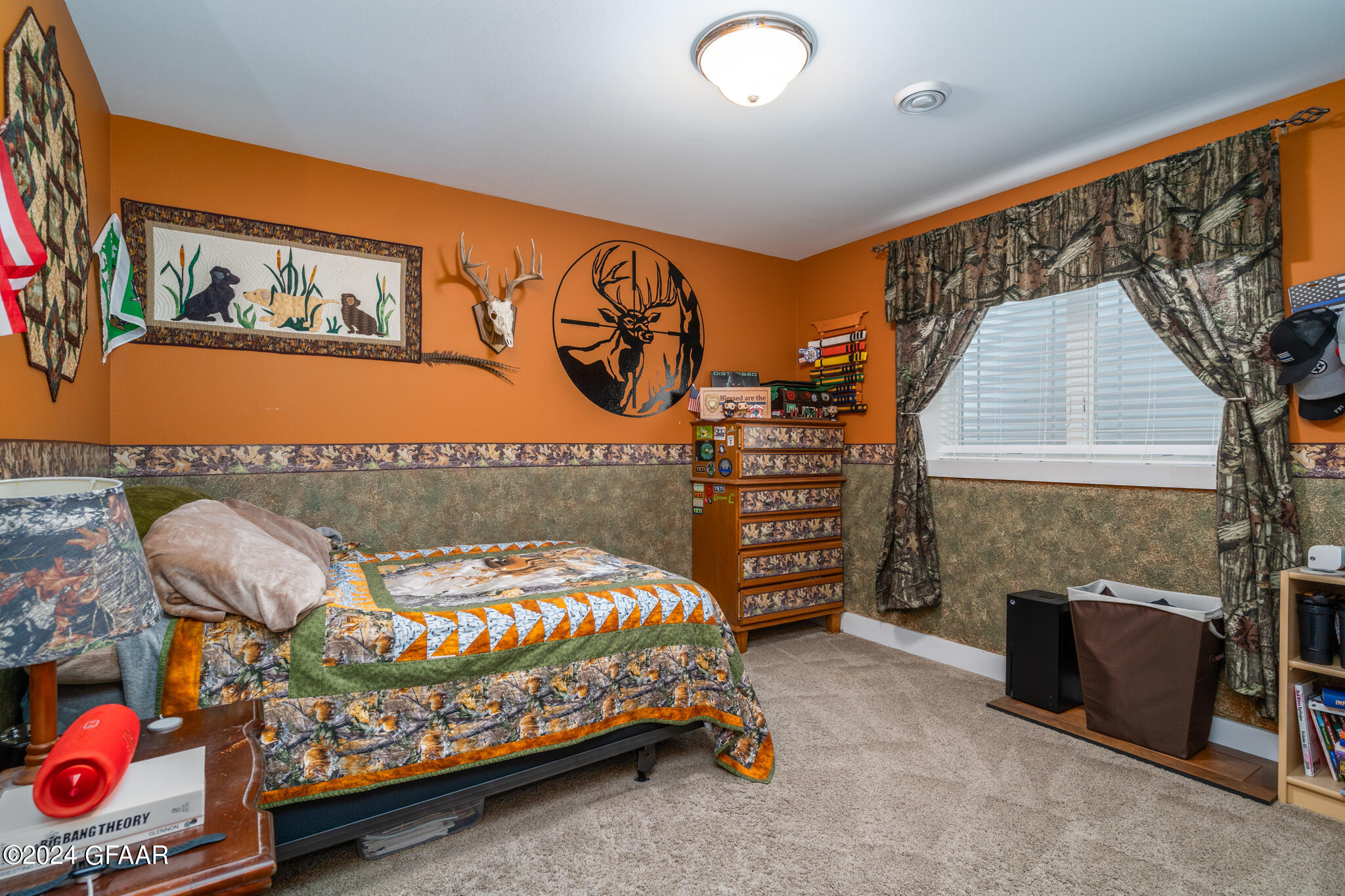1440 KINGS VIEW Drive