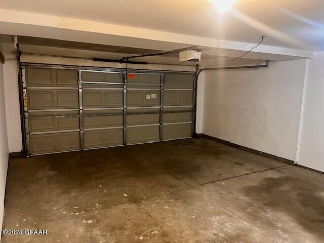 2285 KNIGHTSBRIDGE Court