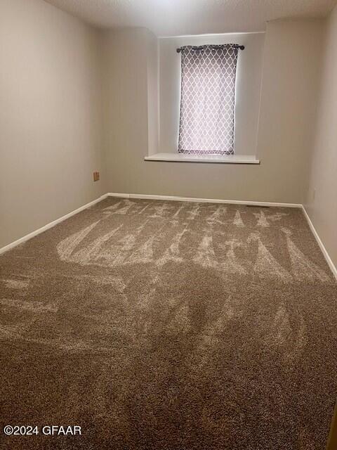 2285 KNIGHTSBRIDGE Court