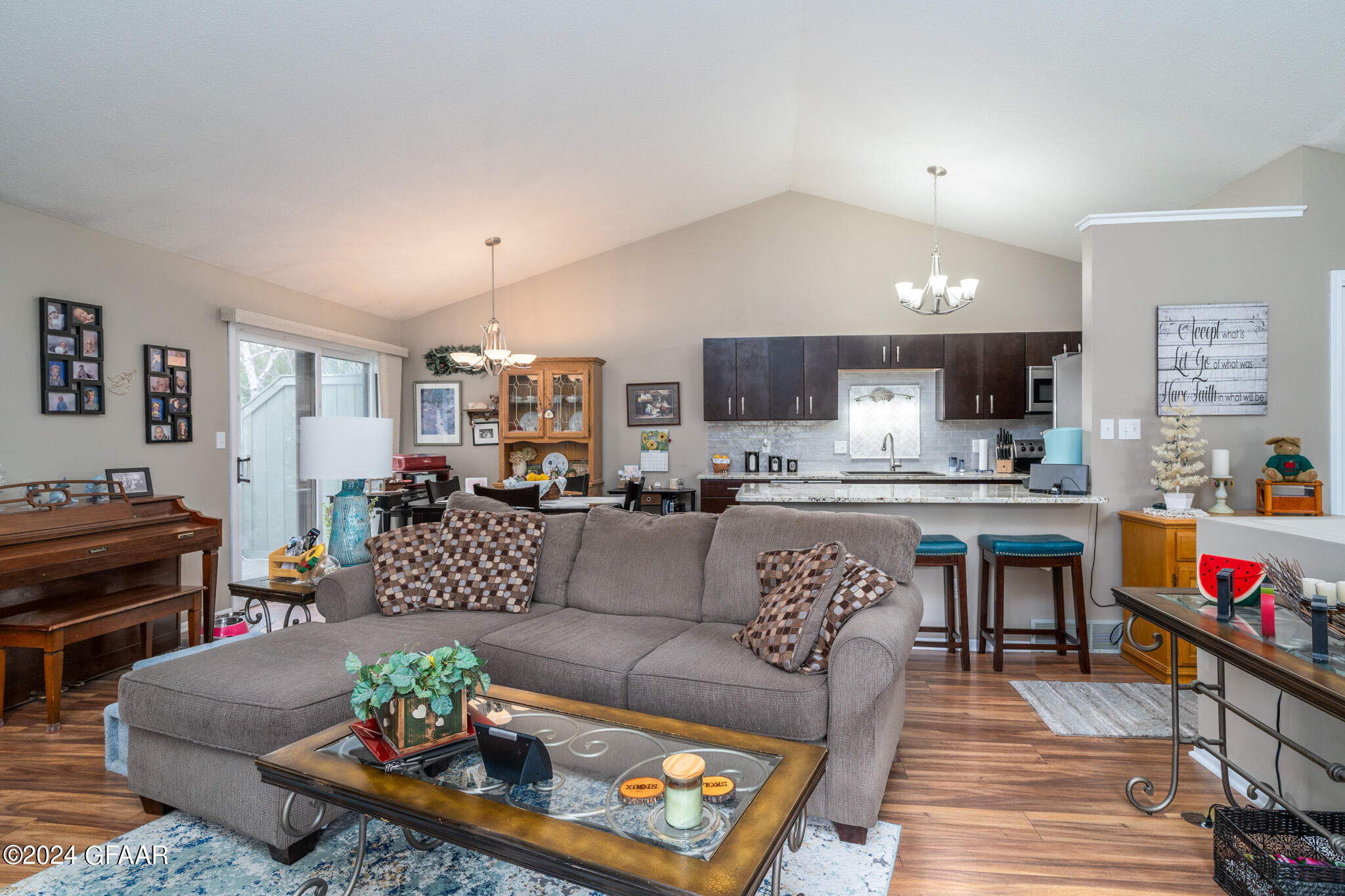 815 40TH Avenue S, F123