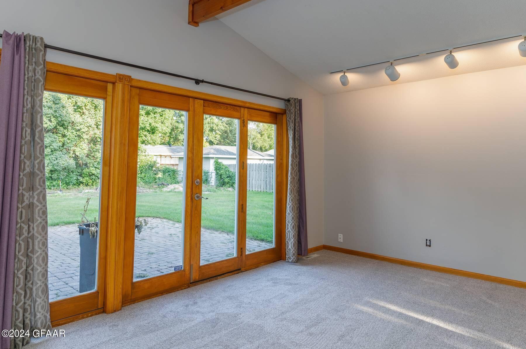 3005 BELMONT Road