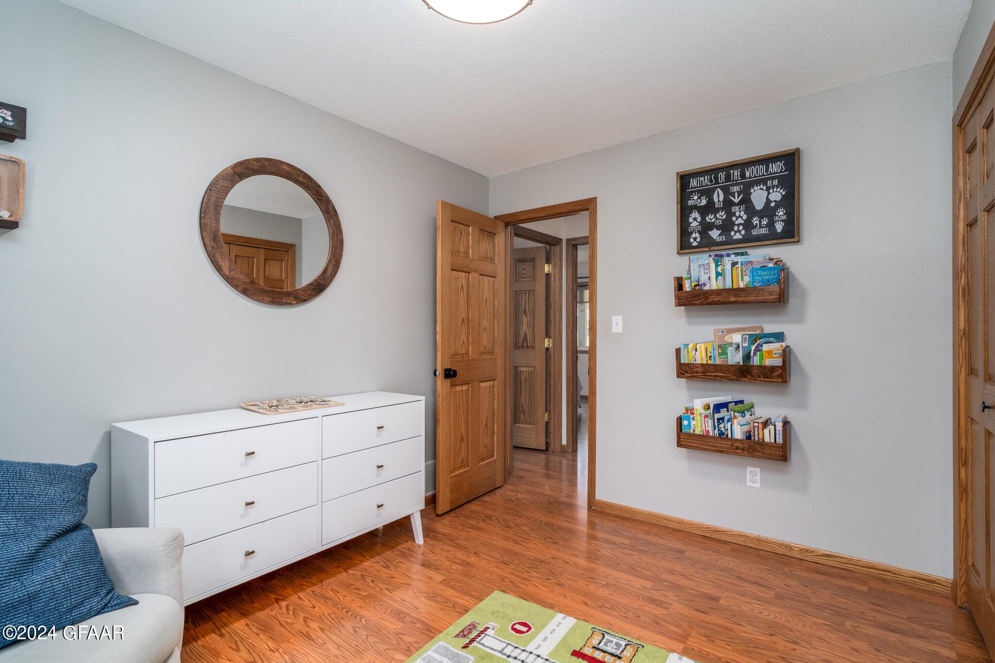 2102 SUMMERSET Court