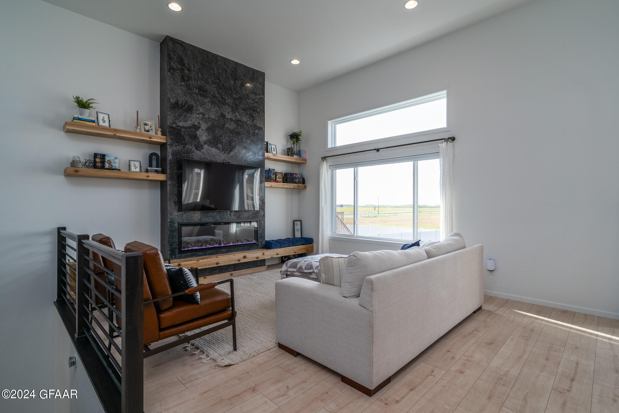 921 DAVID Drive
