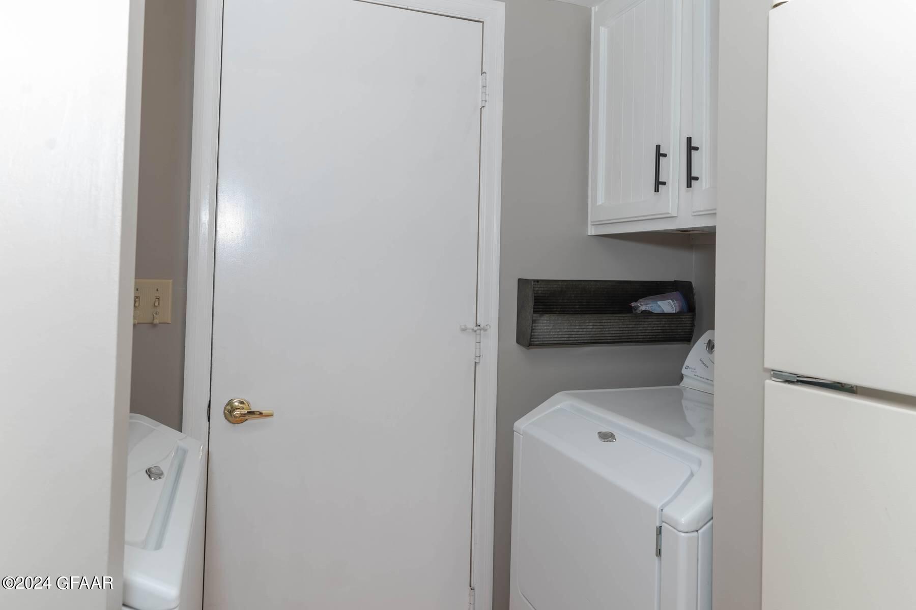 3720 CHERRY Street, J38