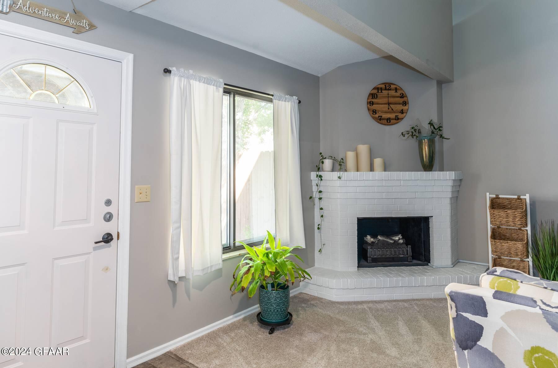 3720 CHERRY Street, J38