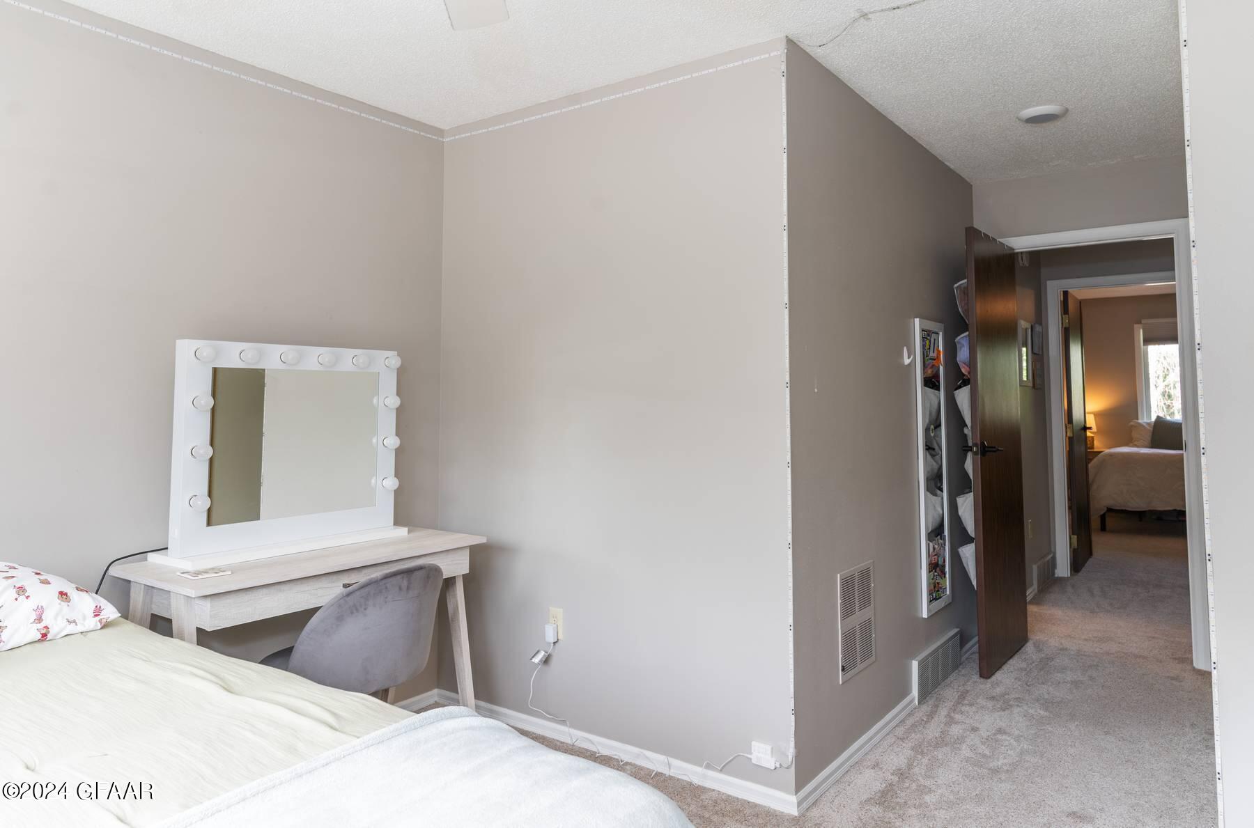 3720 CHERRY Street, J38