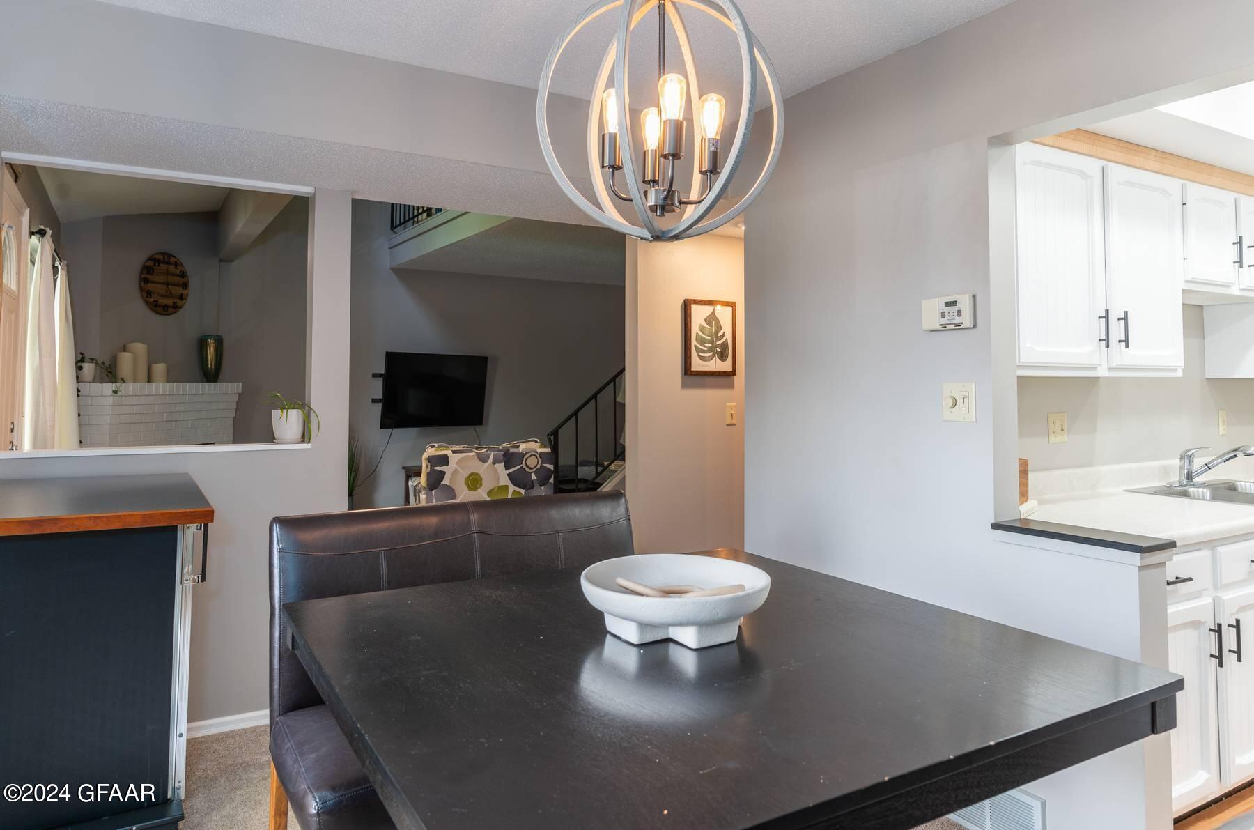 3720 CHERRY Street, J38