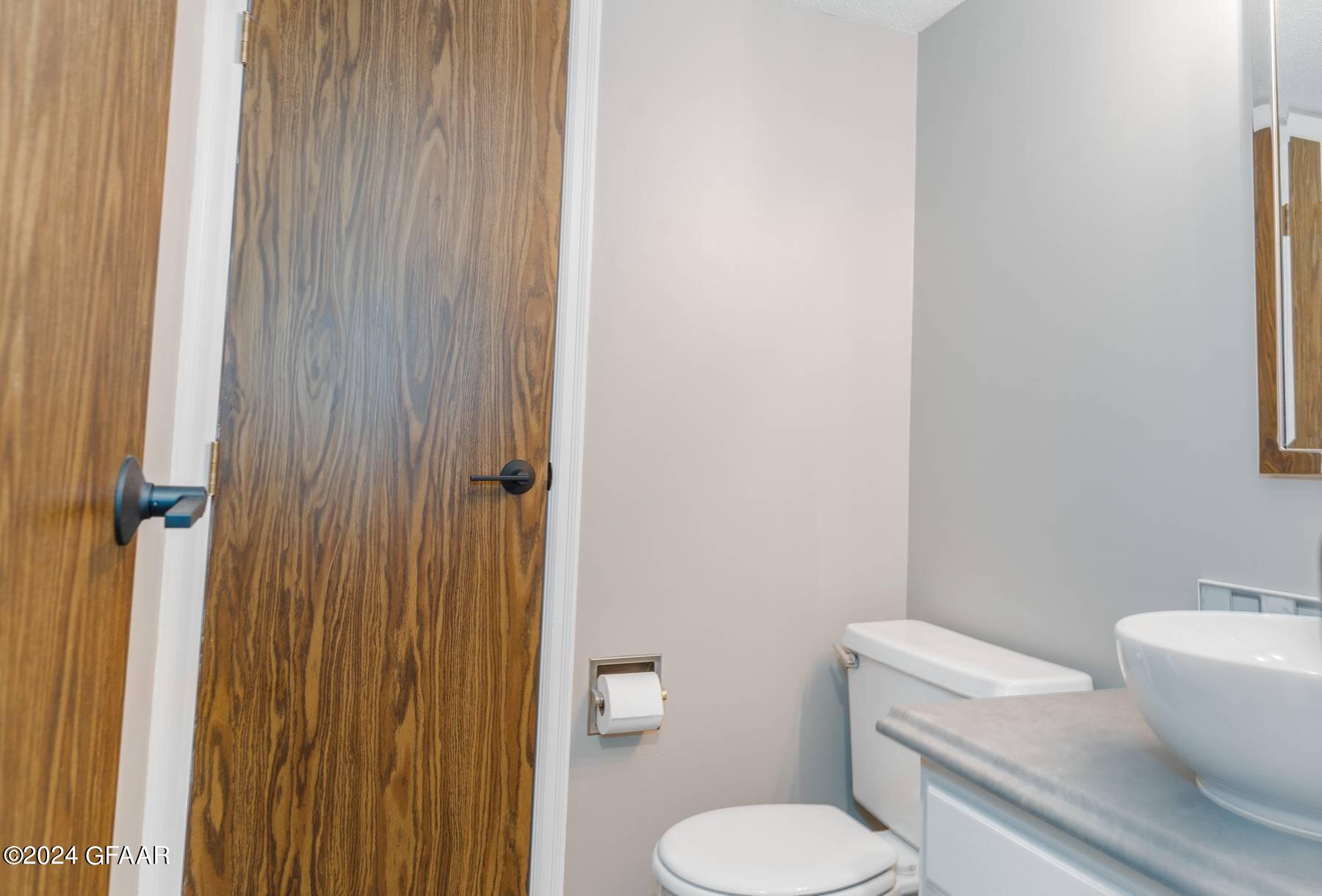 3720 CHERRY Street, J38