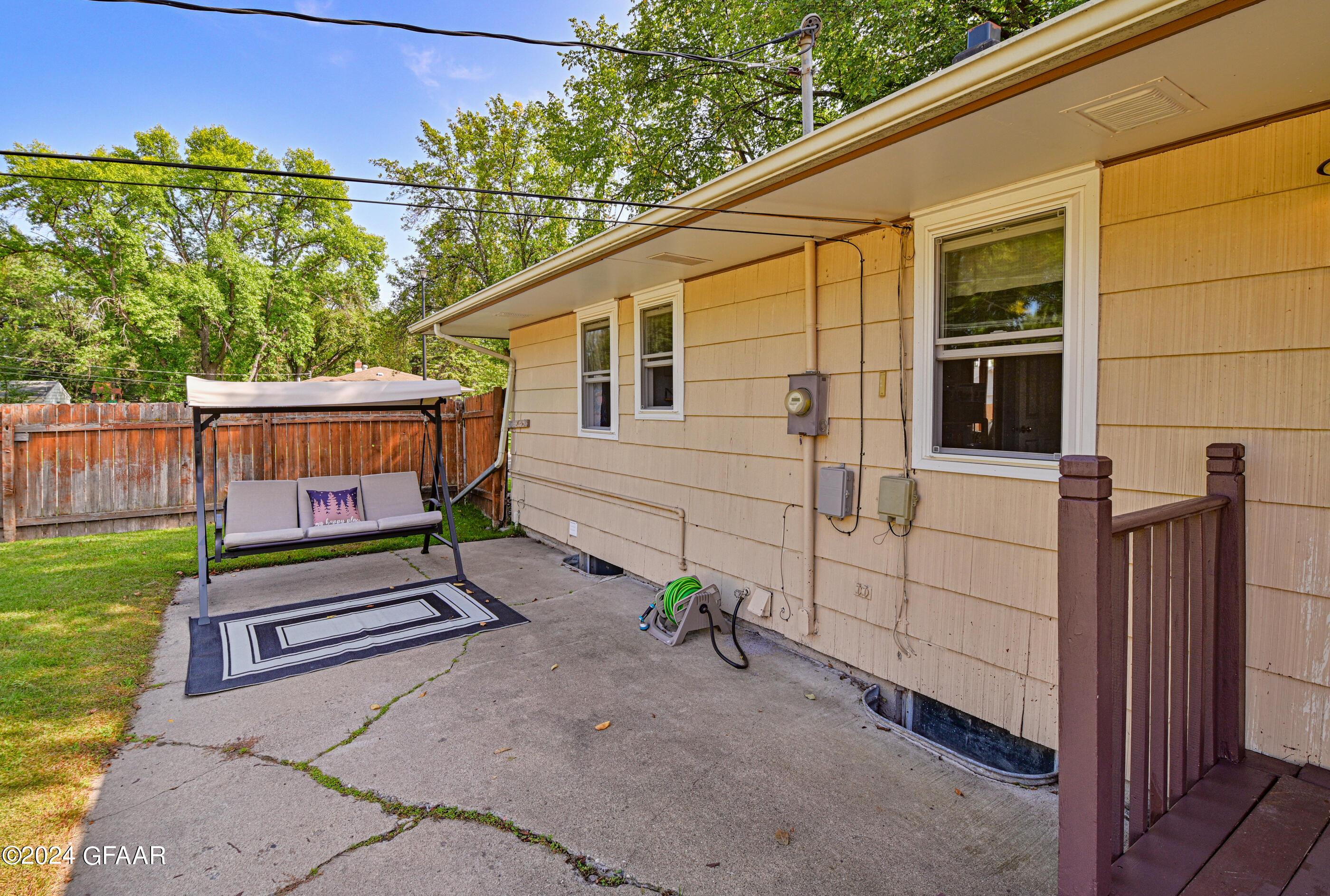 702 CAMPBELL Drive
