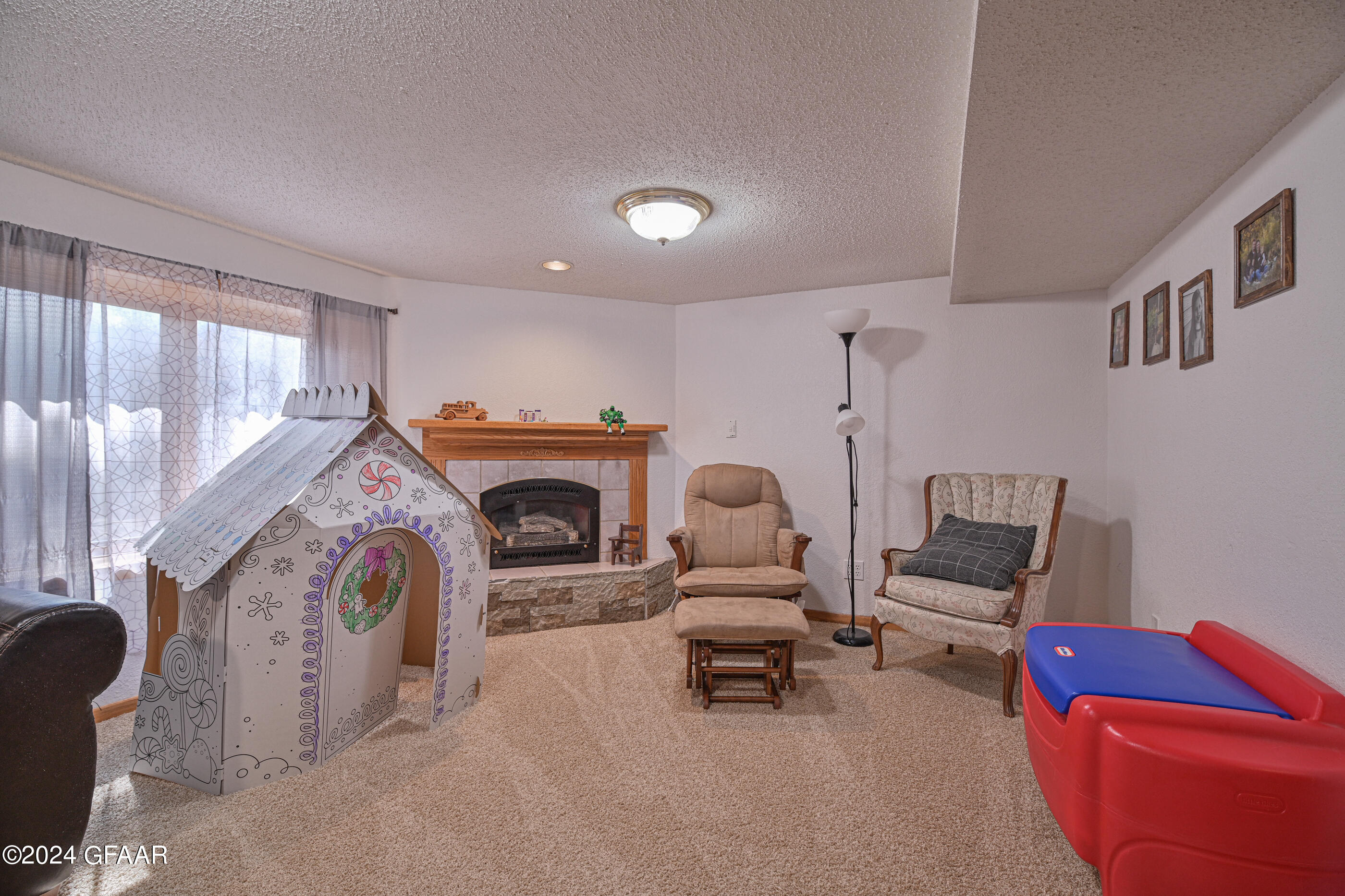 702 CAMPBELL Drive