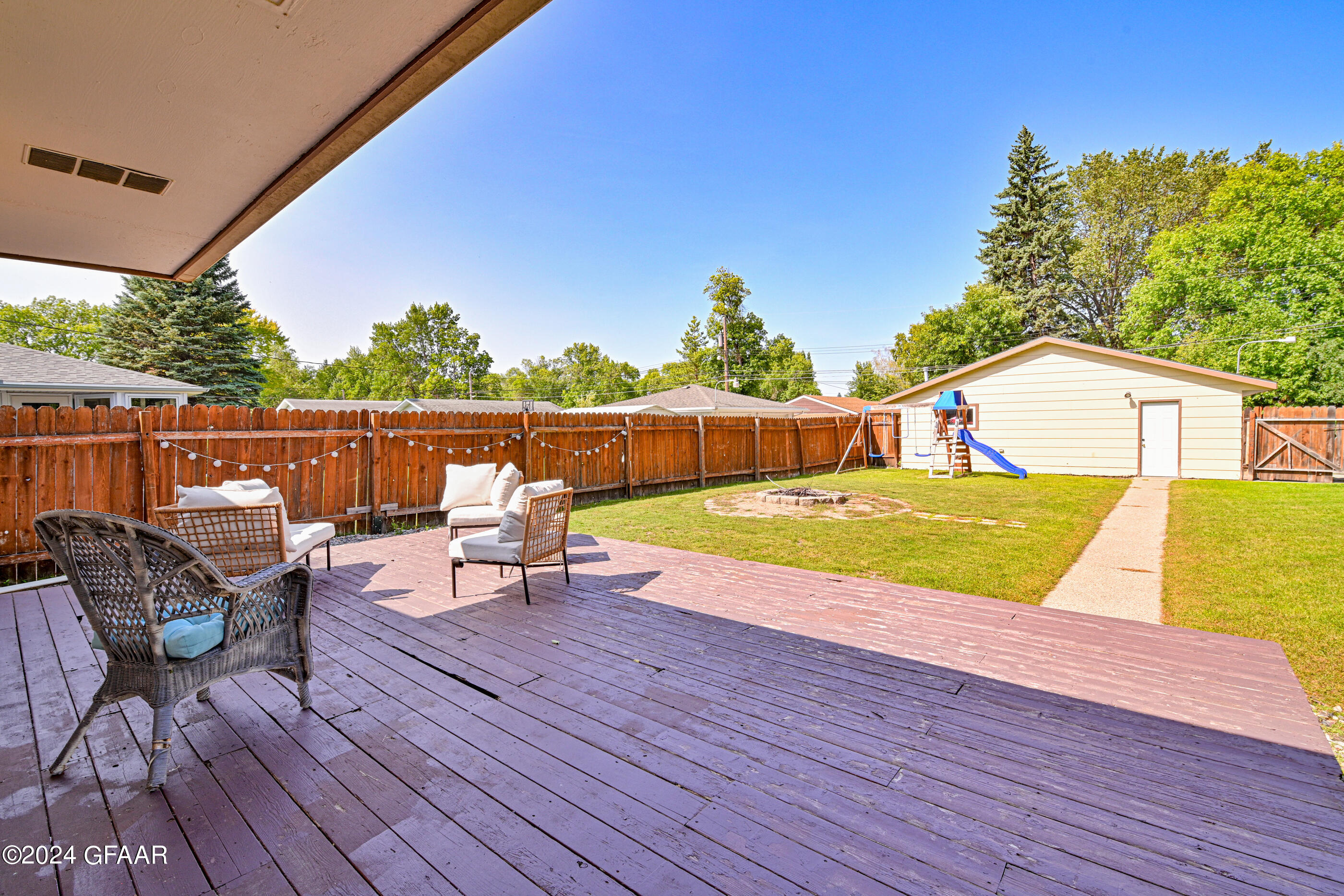 702 CAMPBELL Drive