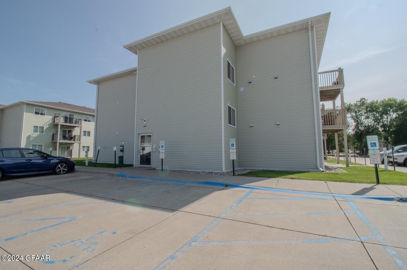 3531 13TH Avenue N, 104