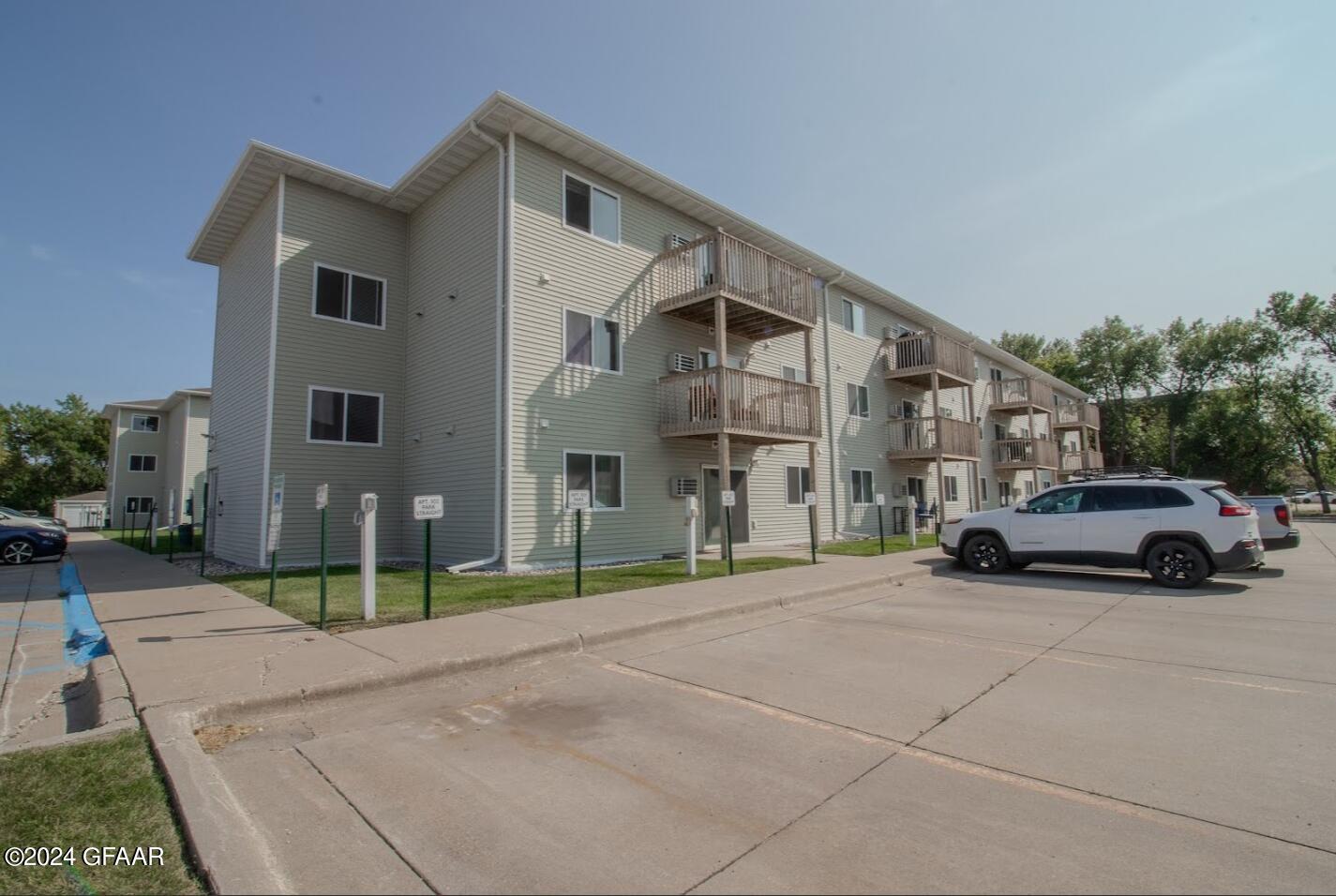 3531 13TH Avenue N, 104