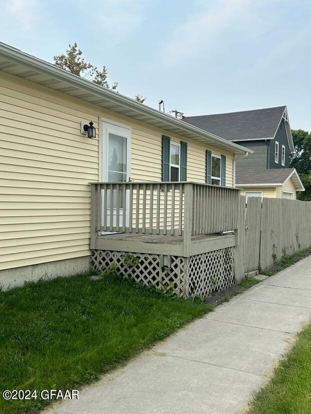 102 WALNUT Street