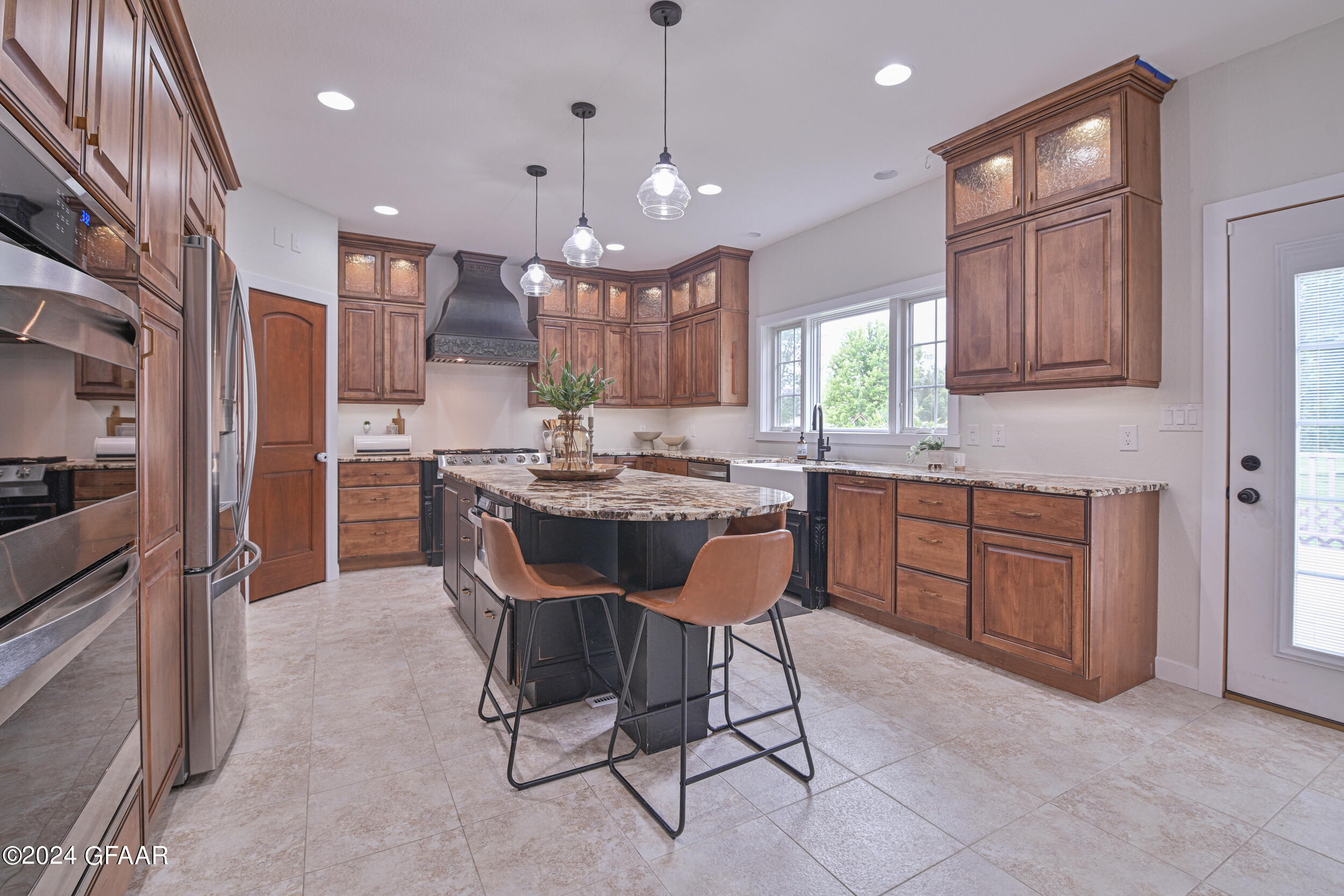 735 ASHLEY Lane NE
