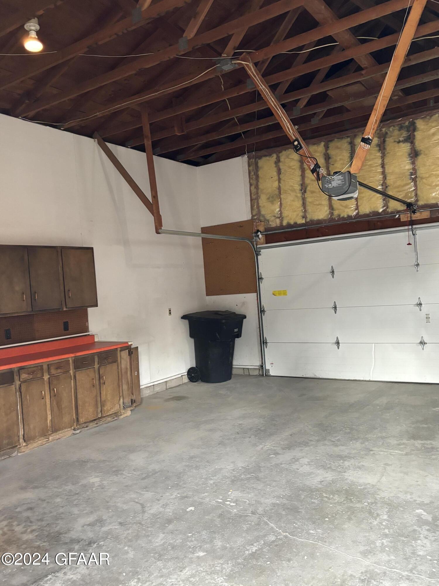 1302 RIDER Road
