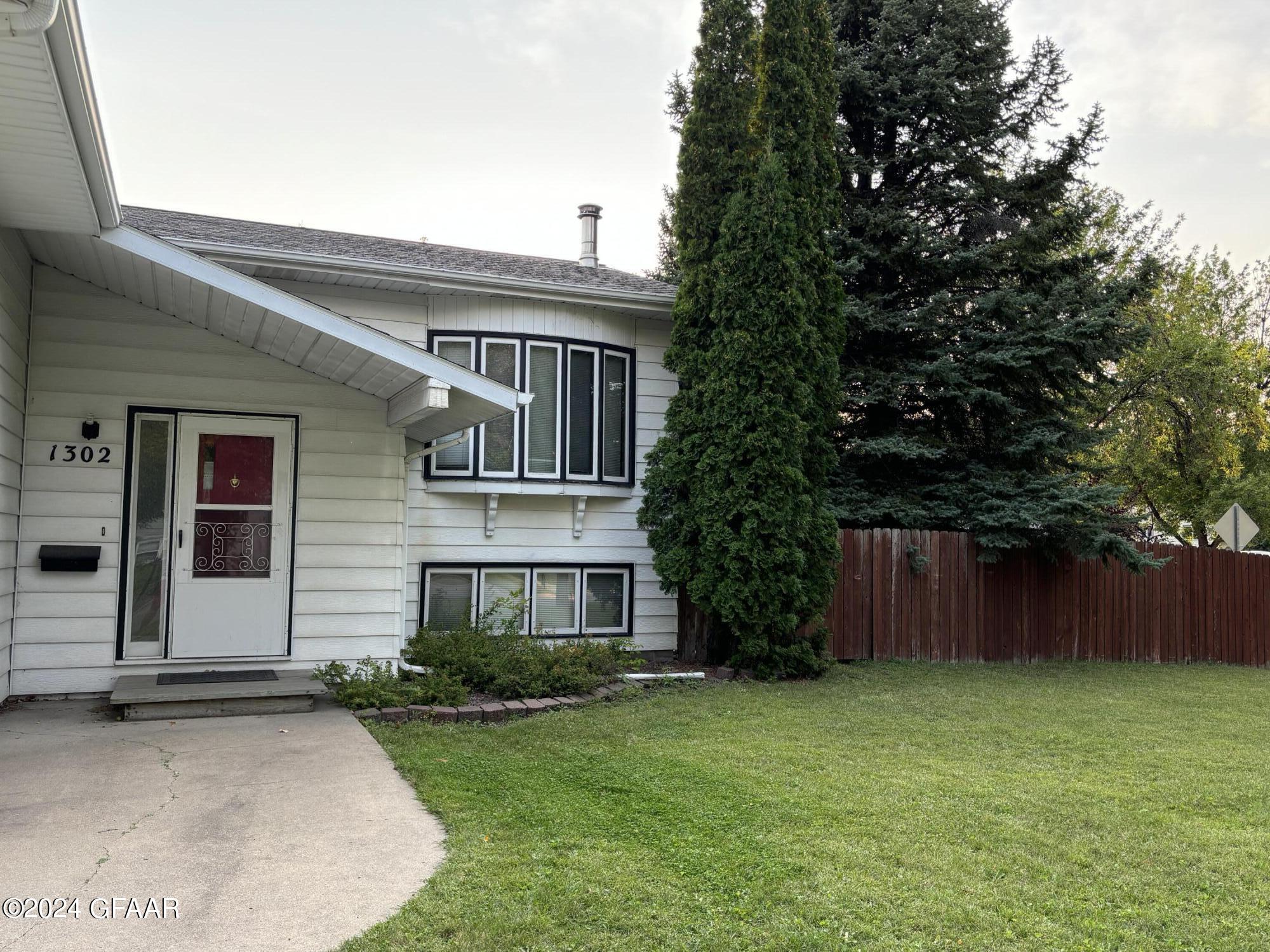 1302 RIDER Road