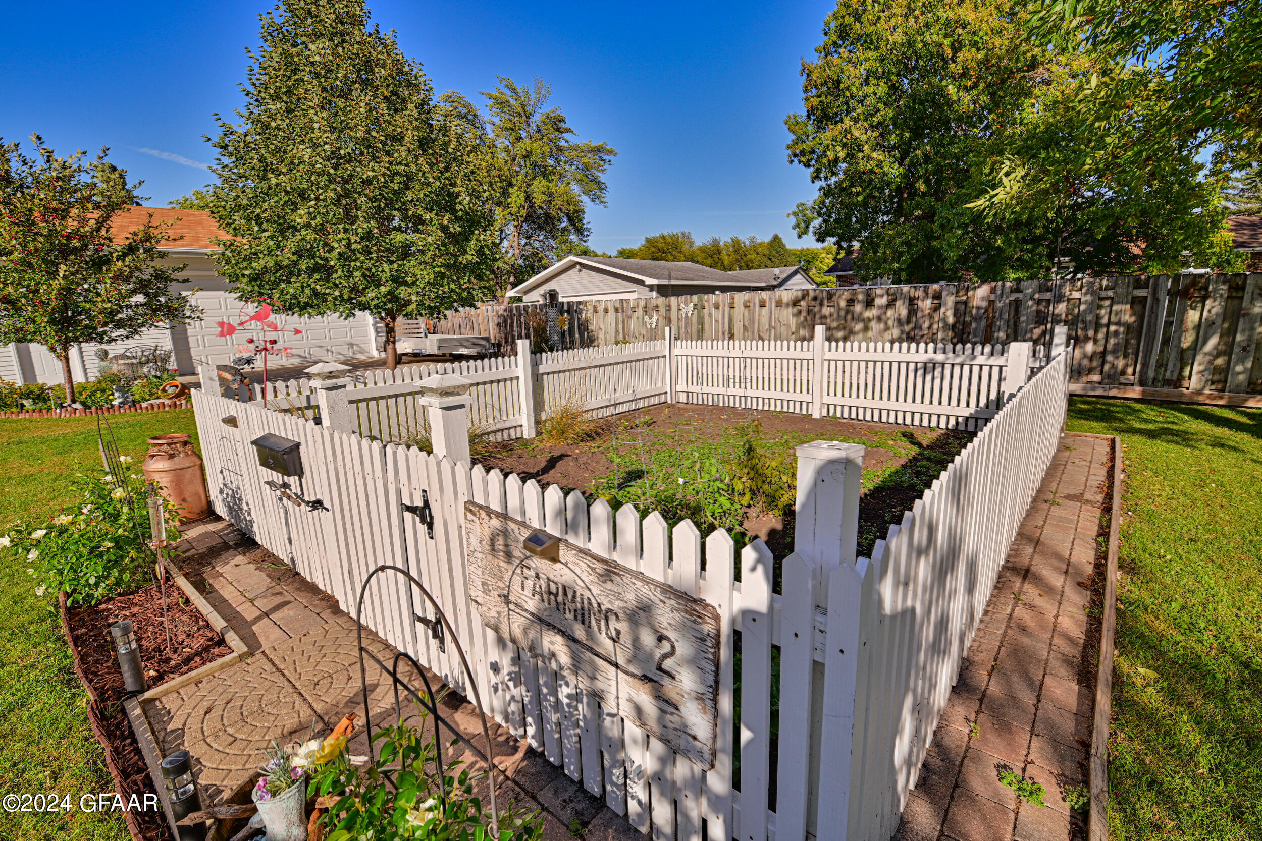 721 5TH Avenue SE