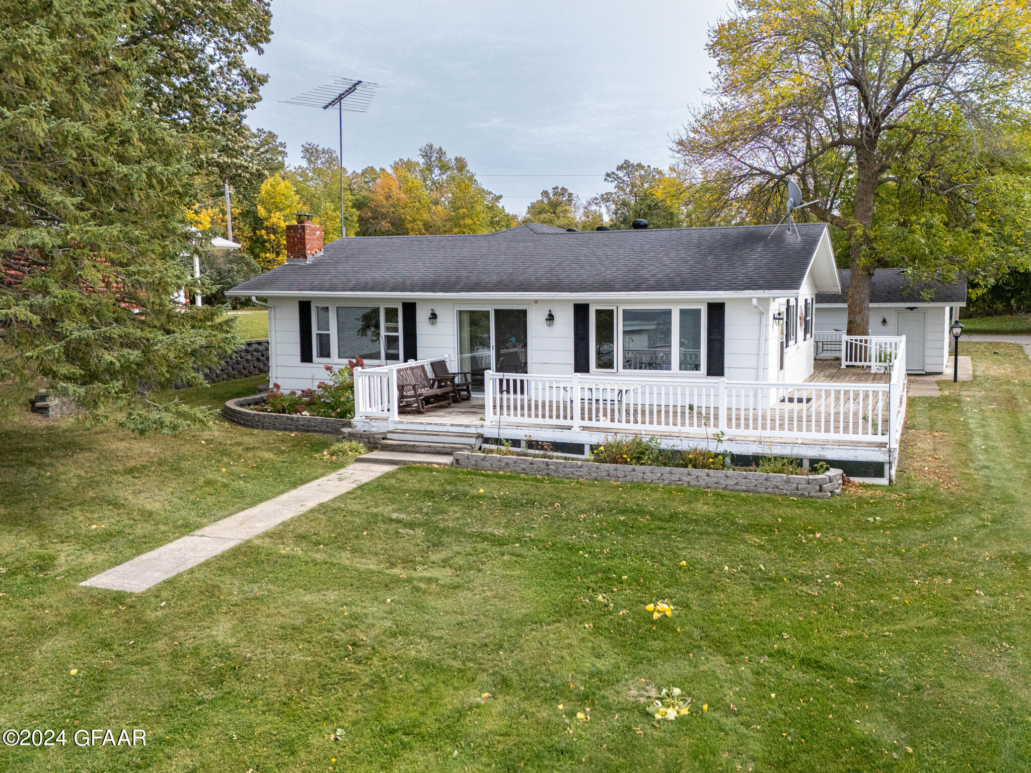 13422 ELMER HANSON Drive SE