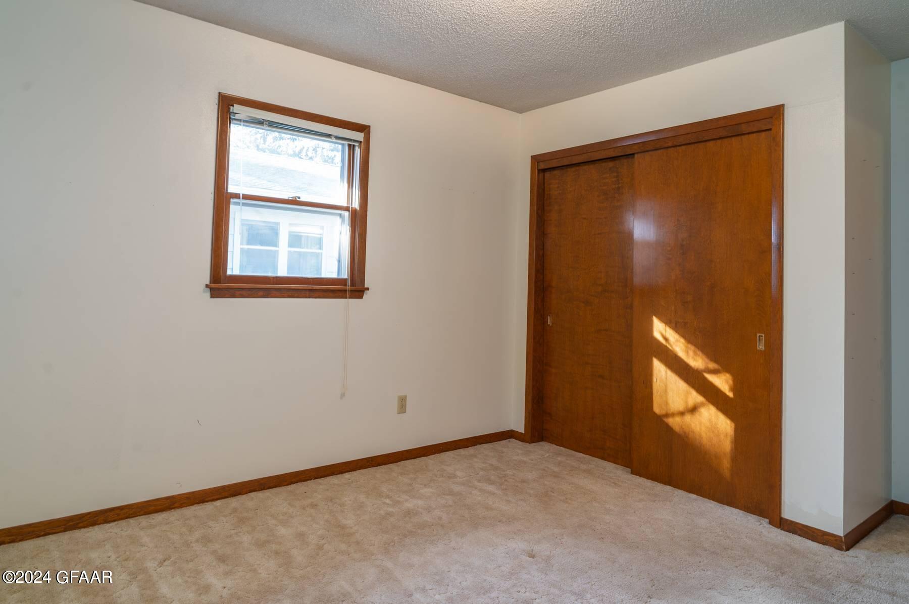 2803 WALNUT Street