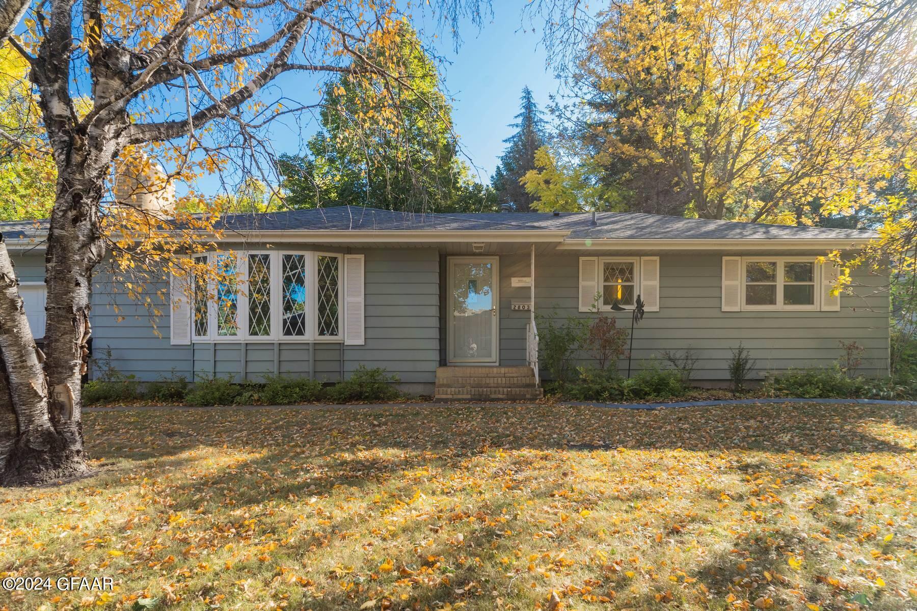 2803 WALNUT Street