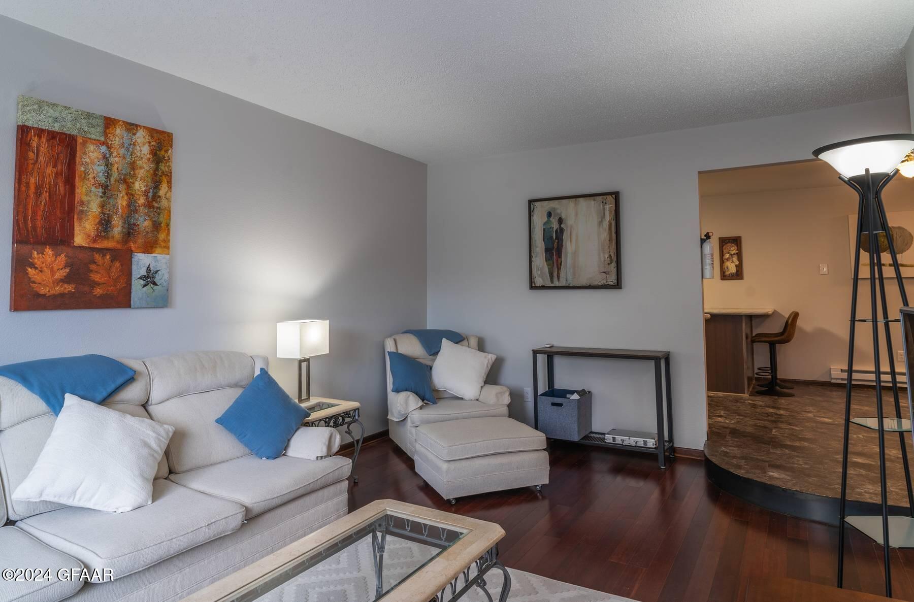 815 DUKE Drive, 428