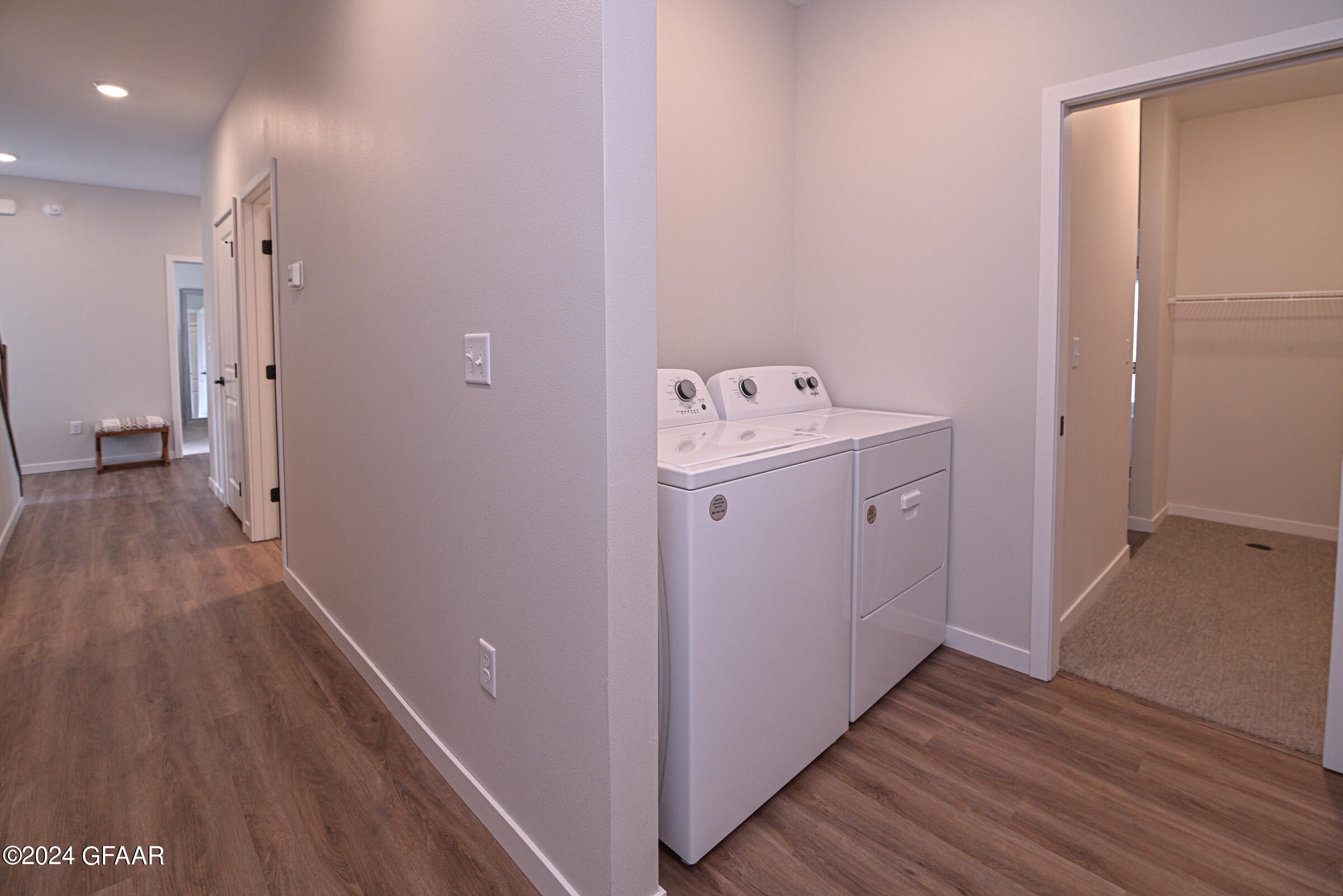 4428 EDGEWOOD Lane