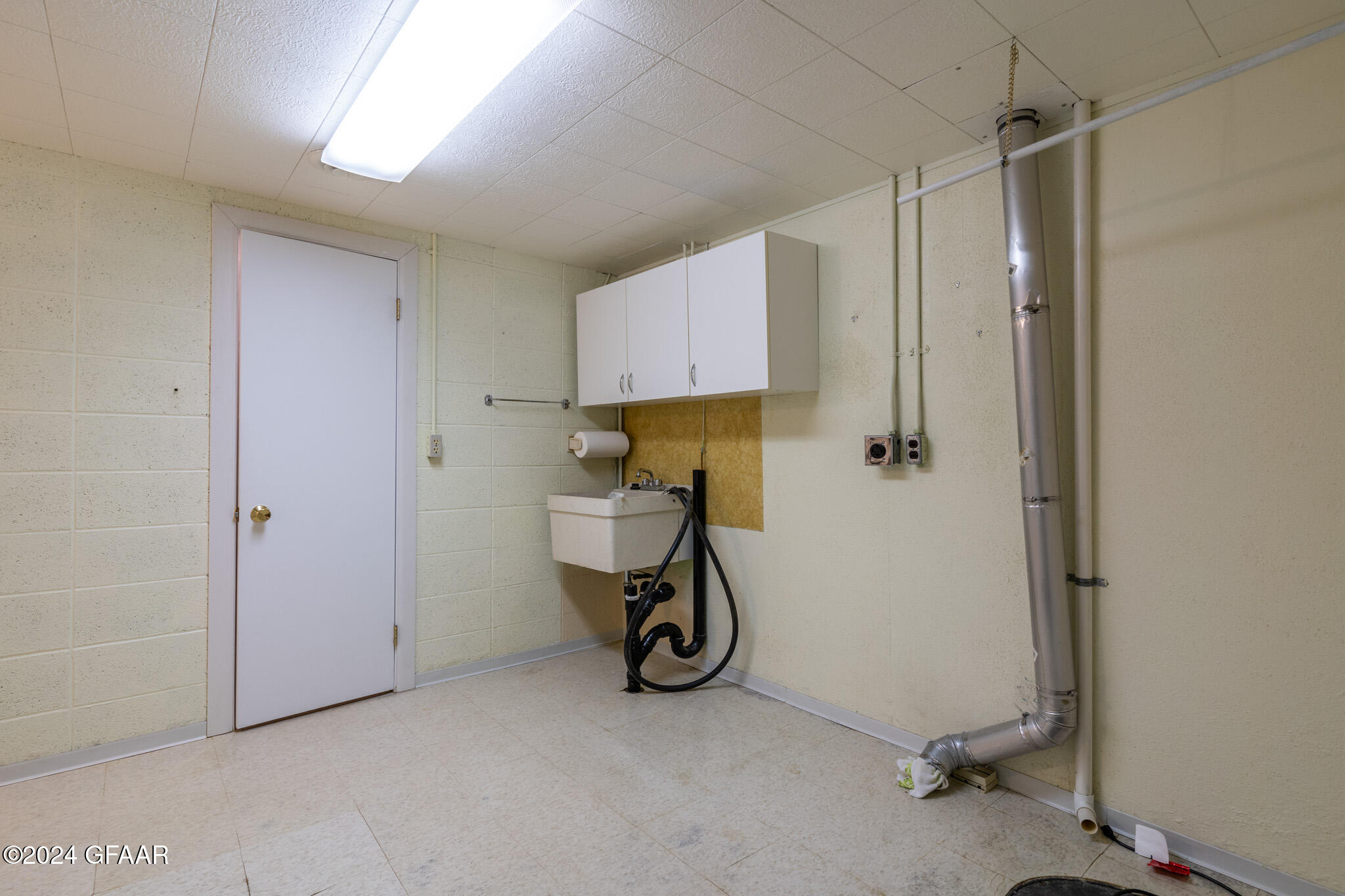 1022 GREENWOOD Drive SE