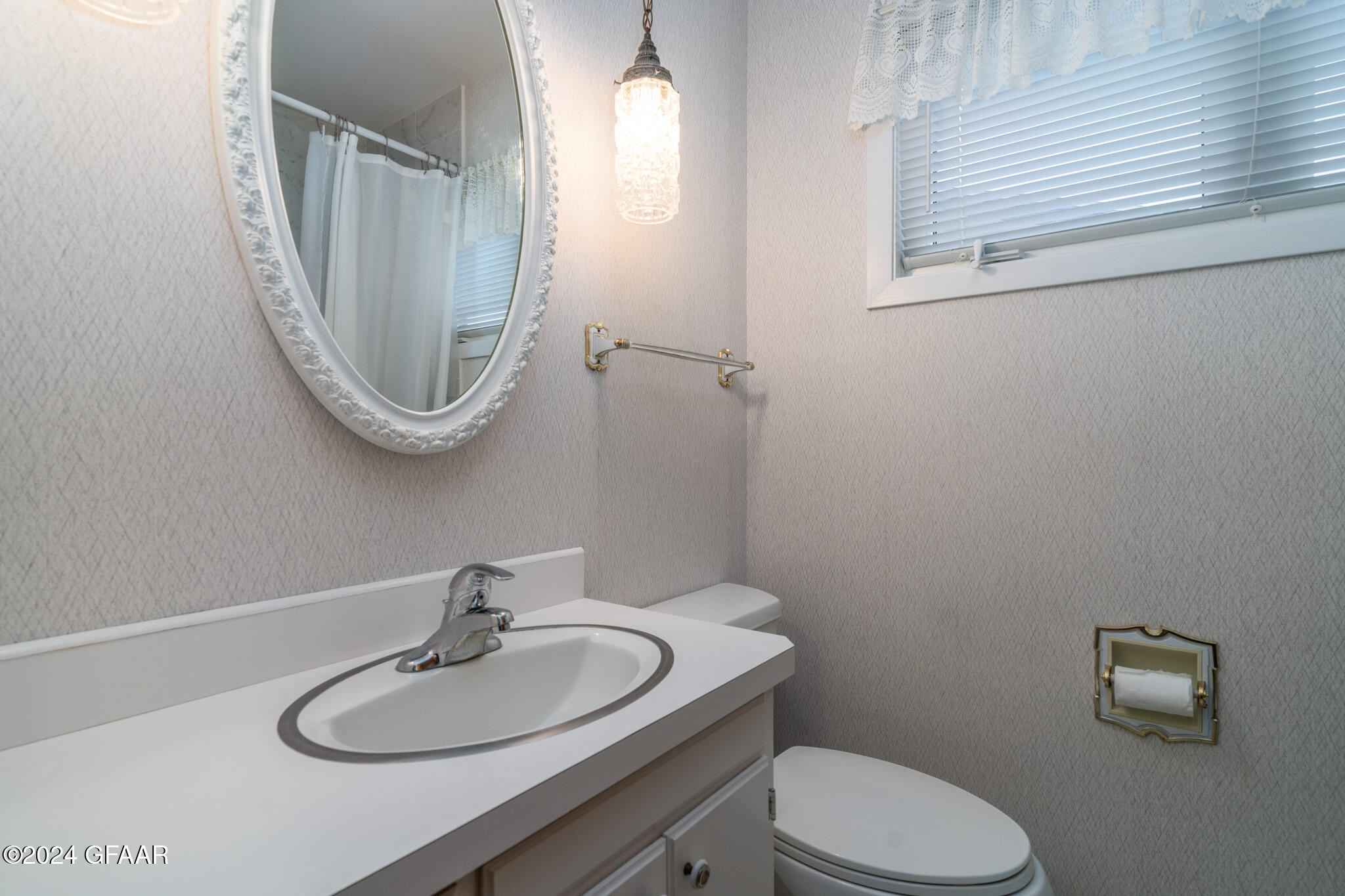 1022 GREENWOOD Drive SE