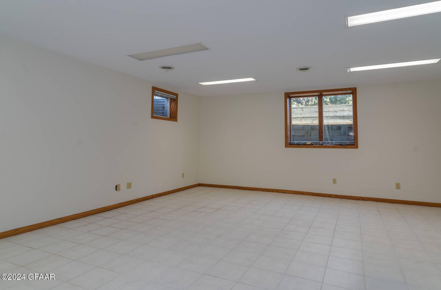 3875 BELMONT Road