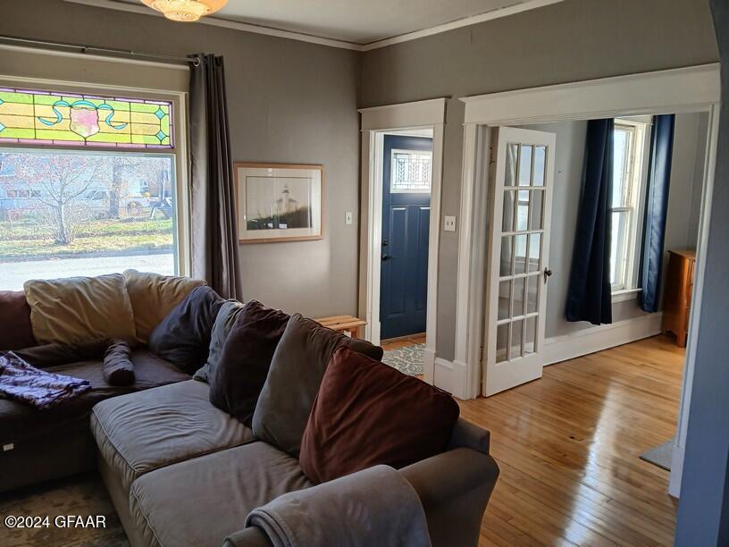311 11TH Street N