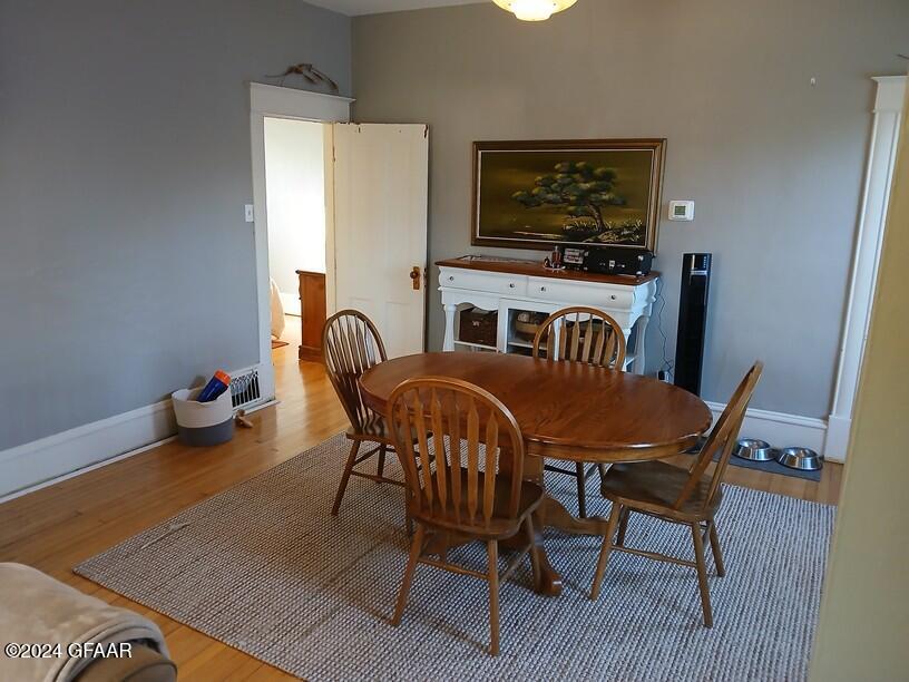 311 11TH Street N