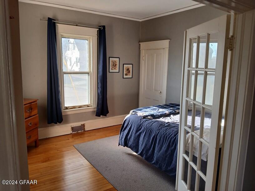 311 11TH Street N