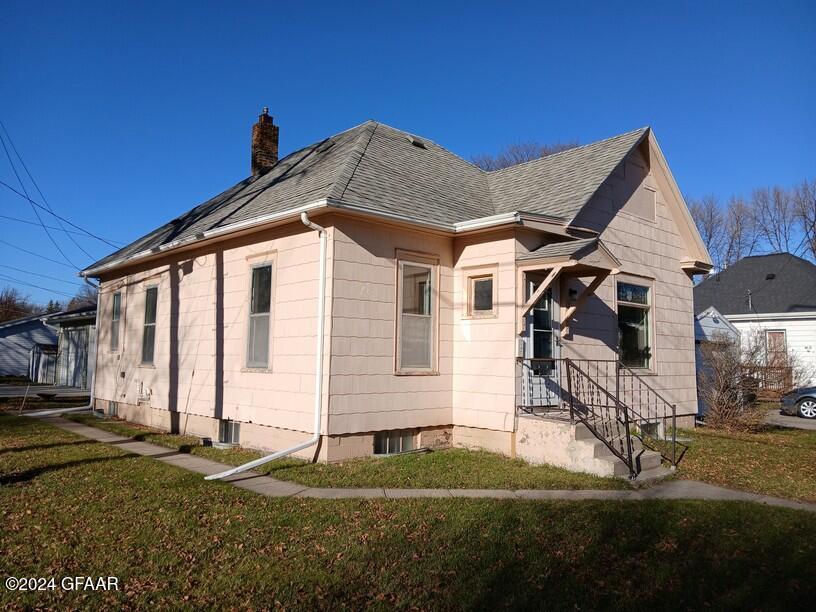 311 11TH Street N