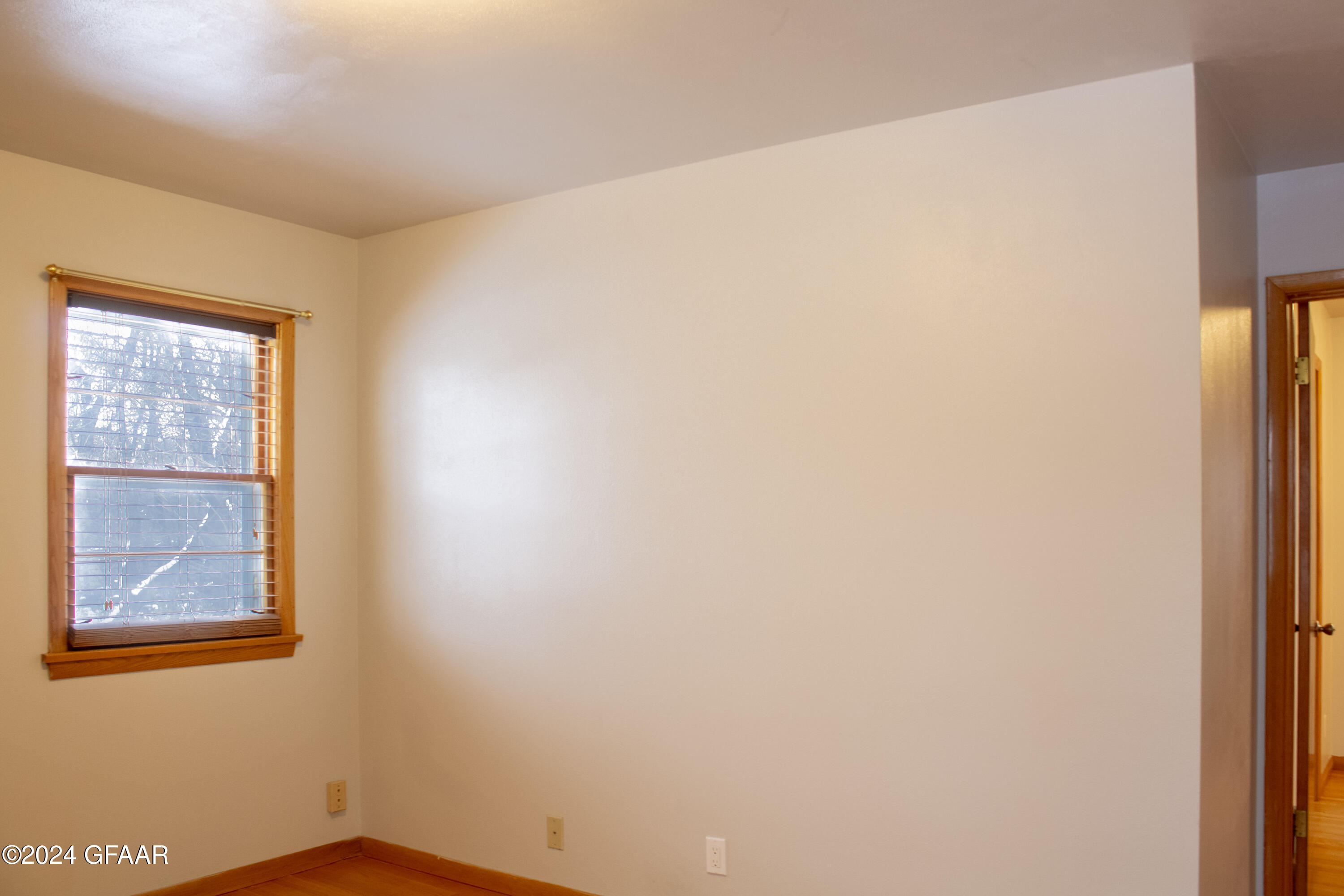 313 SHADY LOOP