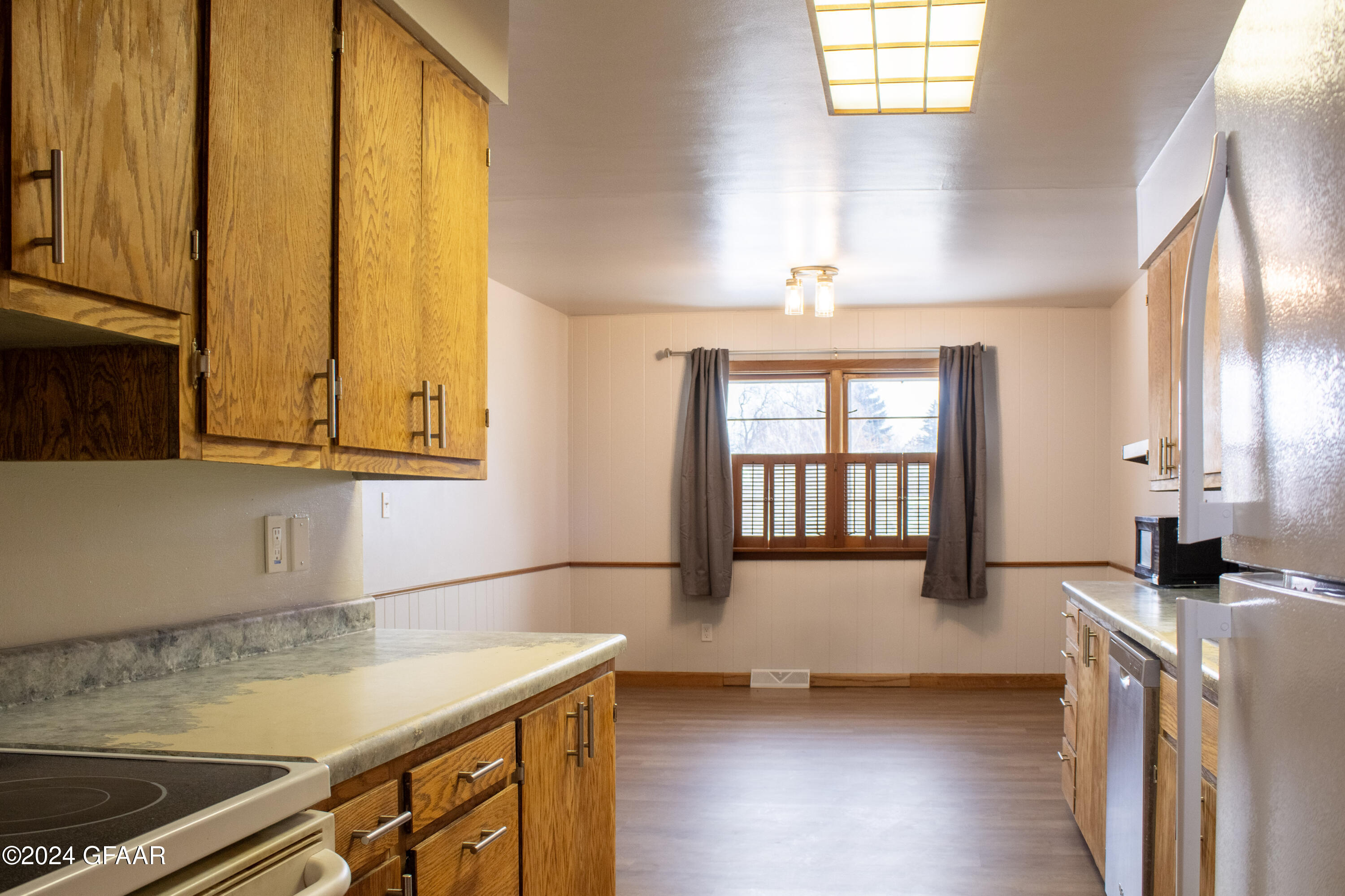 313 SHADY LOOP