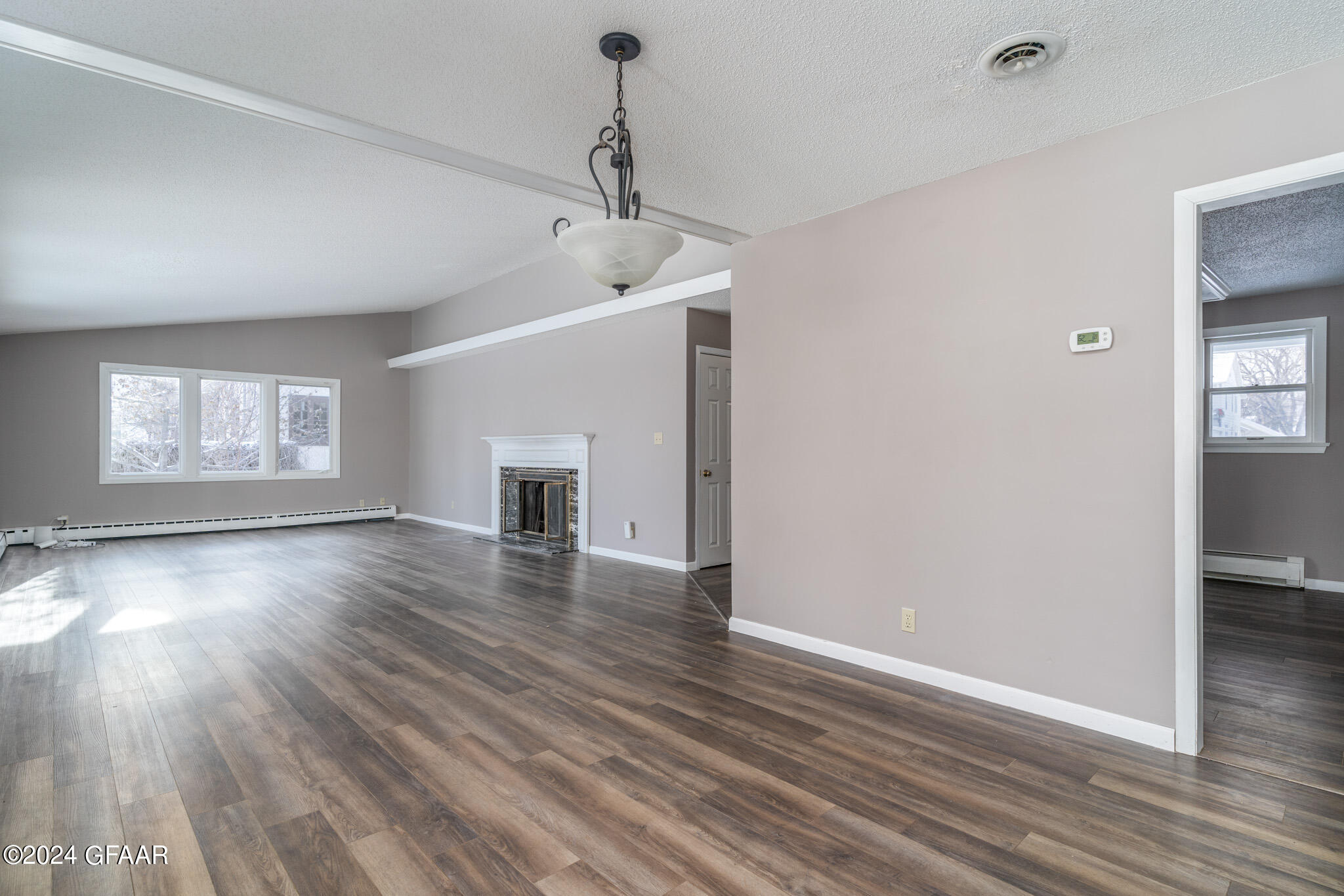 711 REEVES Drive
