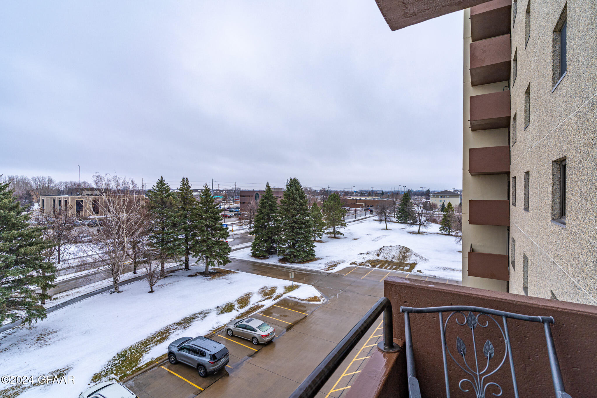 2200 29TH Street S, 42-S