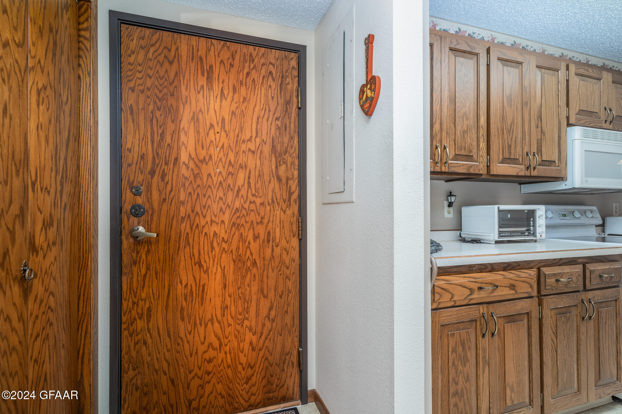 2200 29TH Street S, 42-S